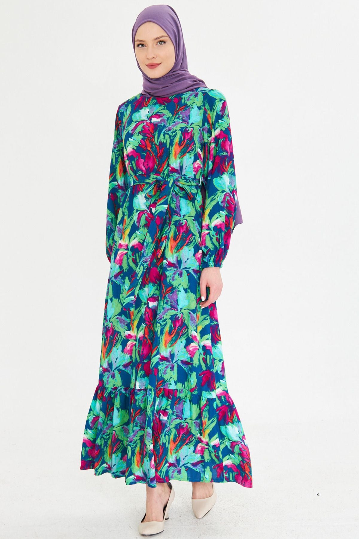 Female green zero collar behind the zipper skirt end with frilly belt long hijab dress ARM-25K001101