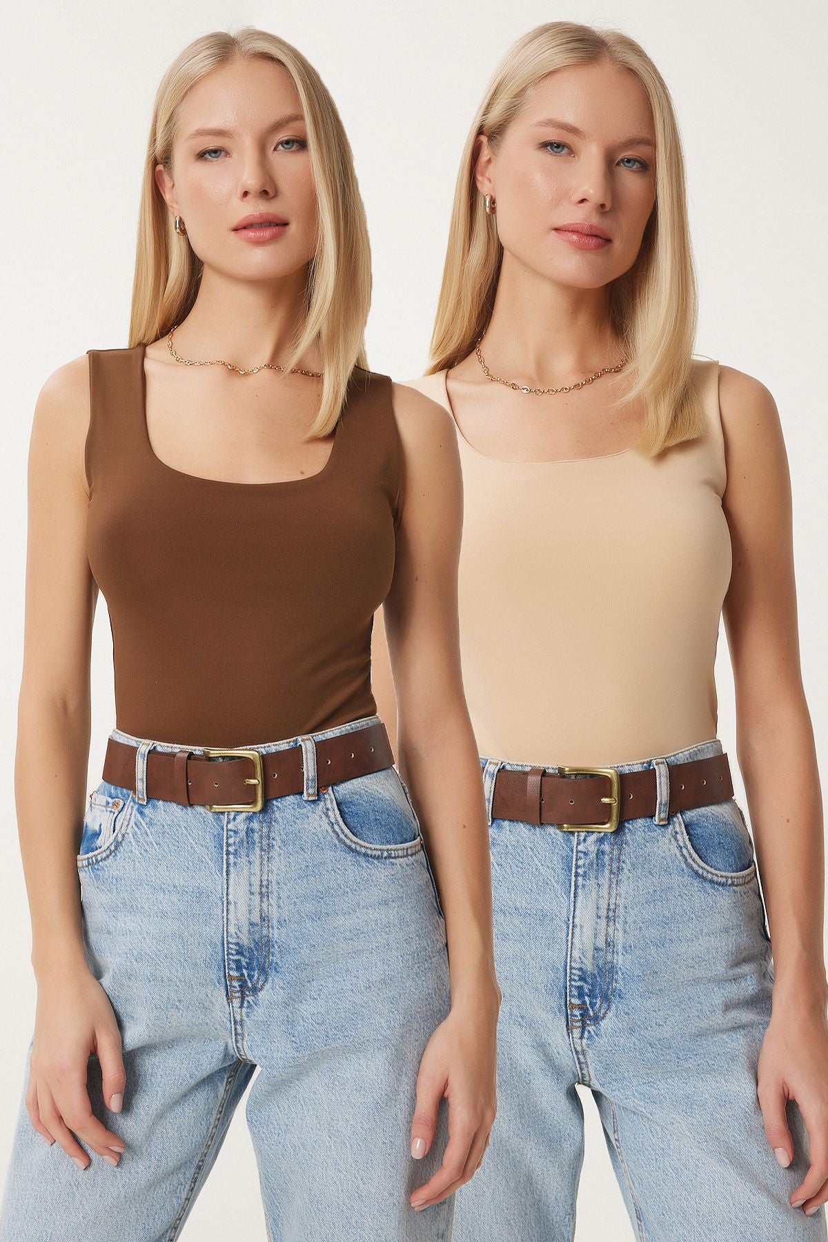 Female Biscuit Brown Sleeveless 2 Plot Sandy Blouse AN00227