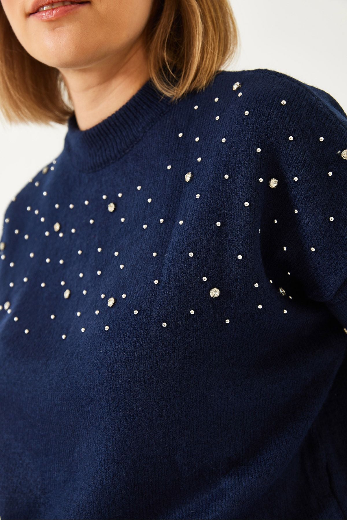 Women's Stone Embroidered Knitwear Sweater