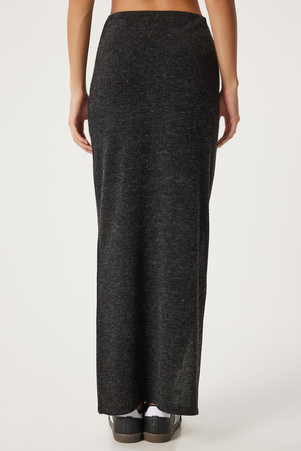 Woman anthracite slit long knitted skirt FN03327