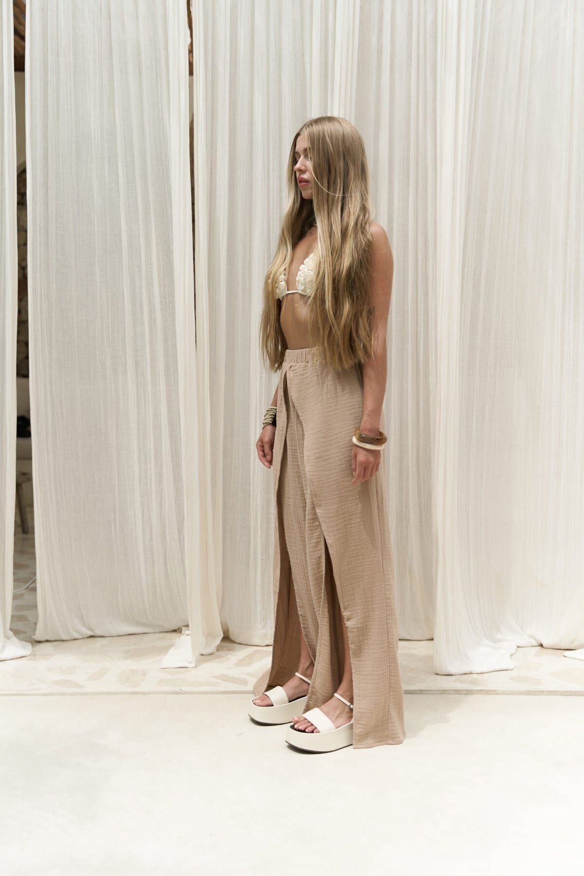 Bima slit detailed mink trousers