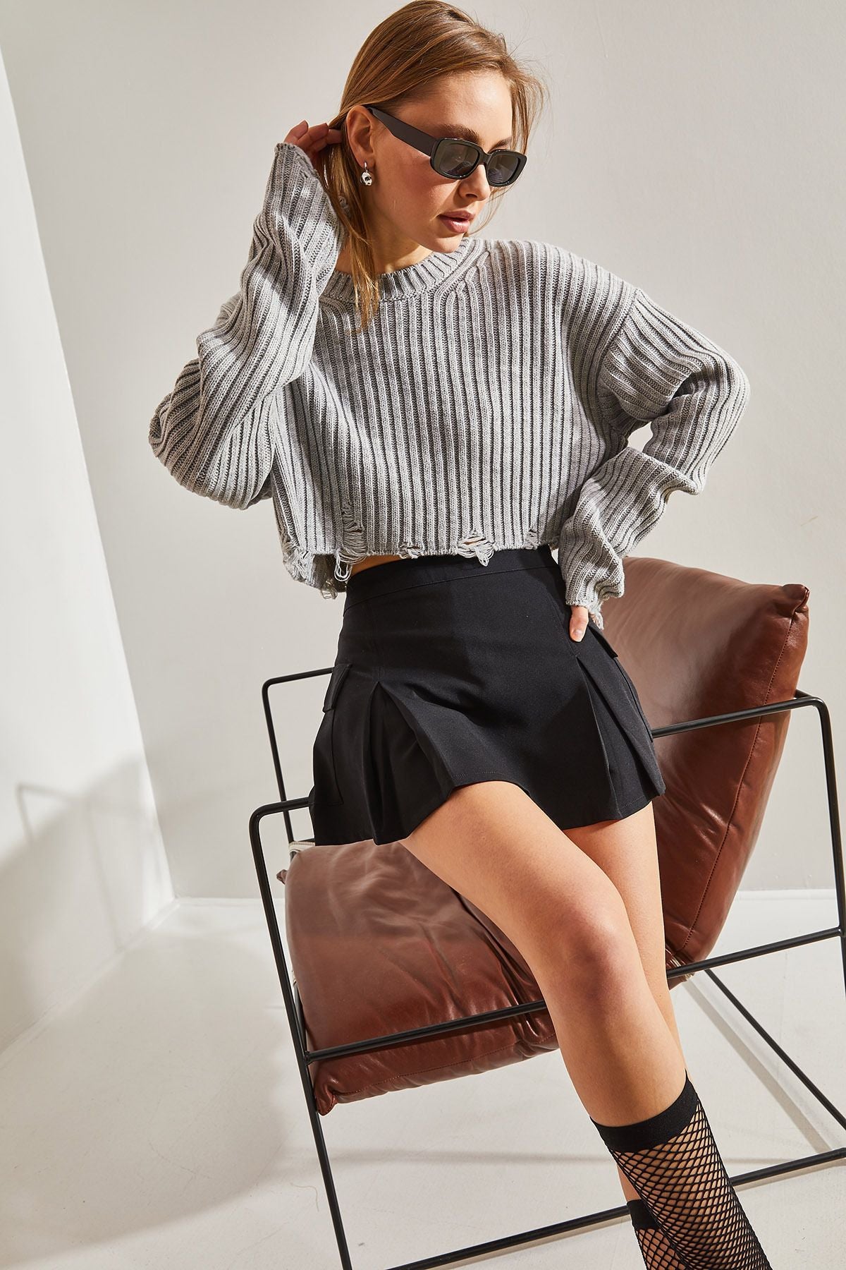 Female Bike collar tear detailed crop knitwear sweater