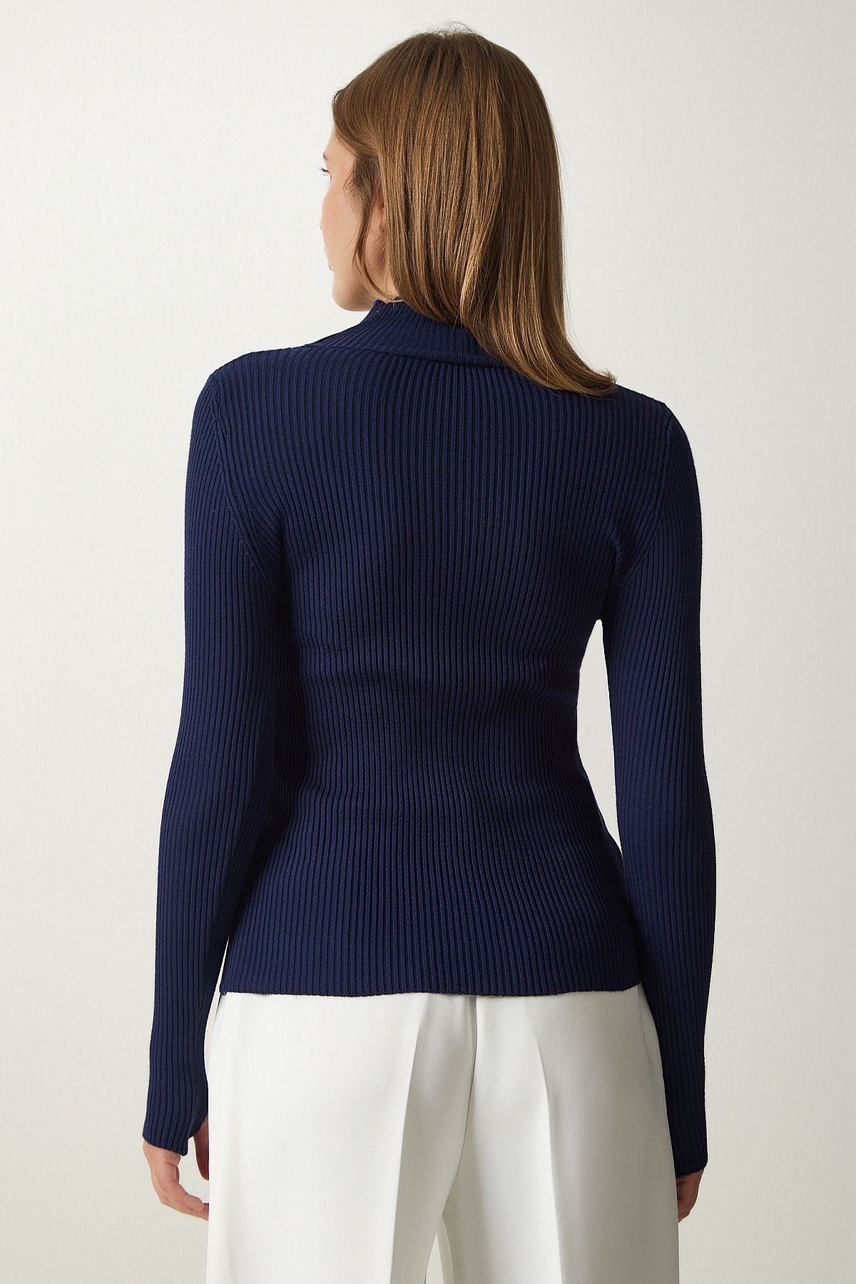 Woman Navy Blue Cut Out detailed upright collar wick knitwear sweater FN03165