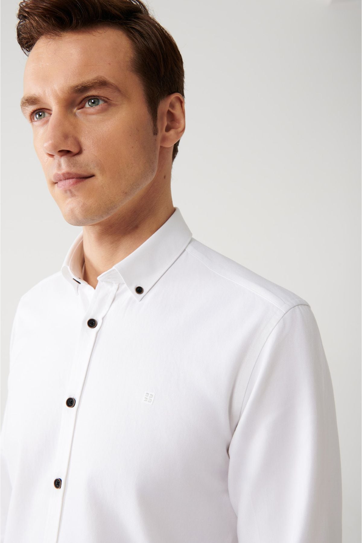 Men's White 100 %Cotton buttoned Neck Shirt A32Y2120