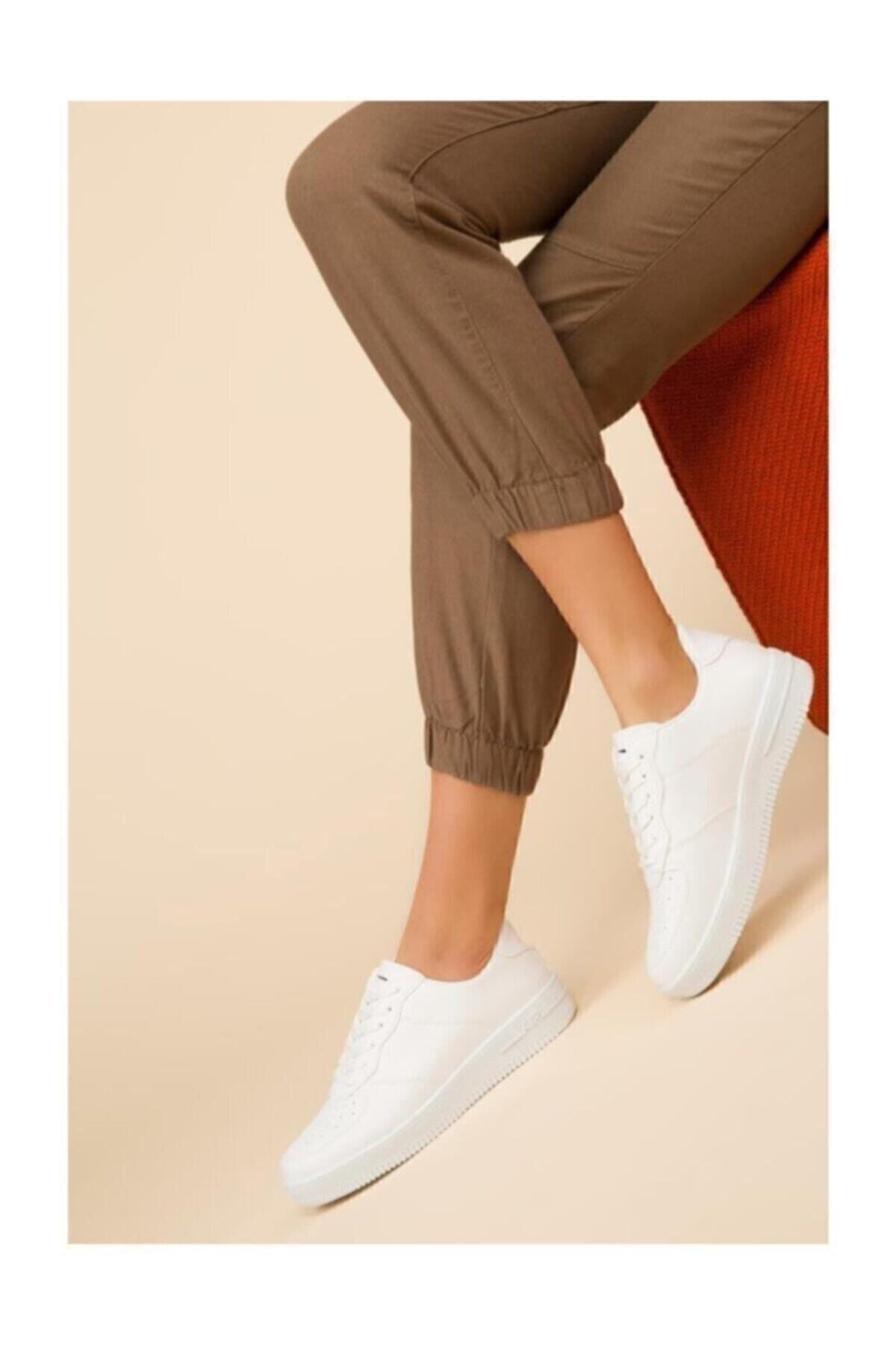 Unisex white sneakers daily sneakers