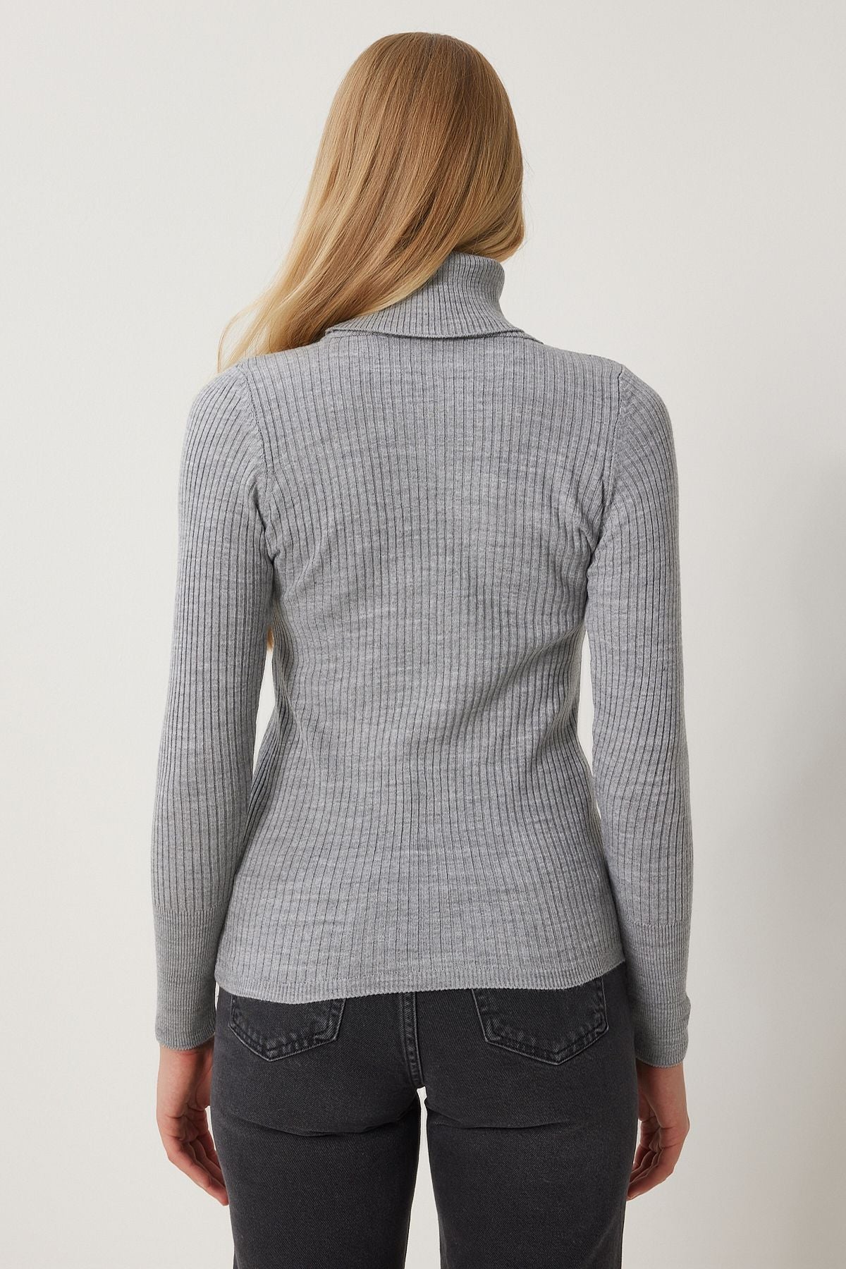 WOMEN LIGHT GRAY GRIP WOMP LYSAKLI Sweater DD01007