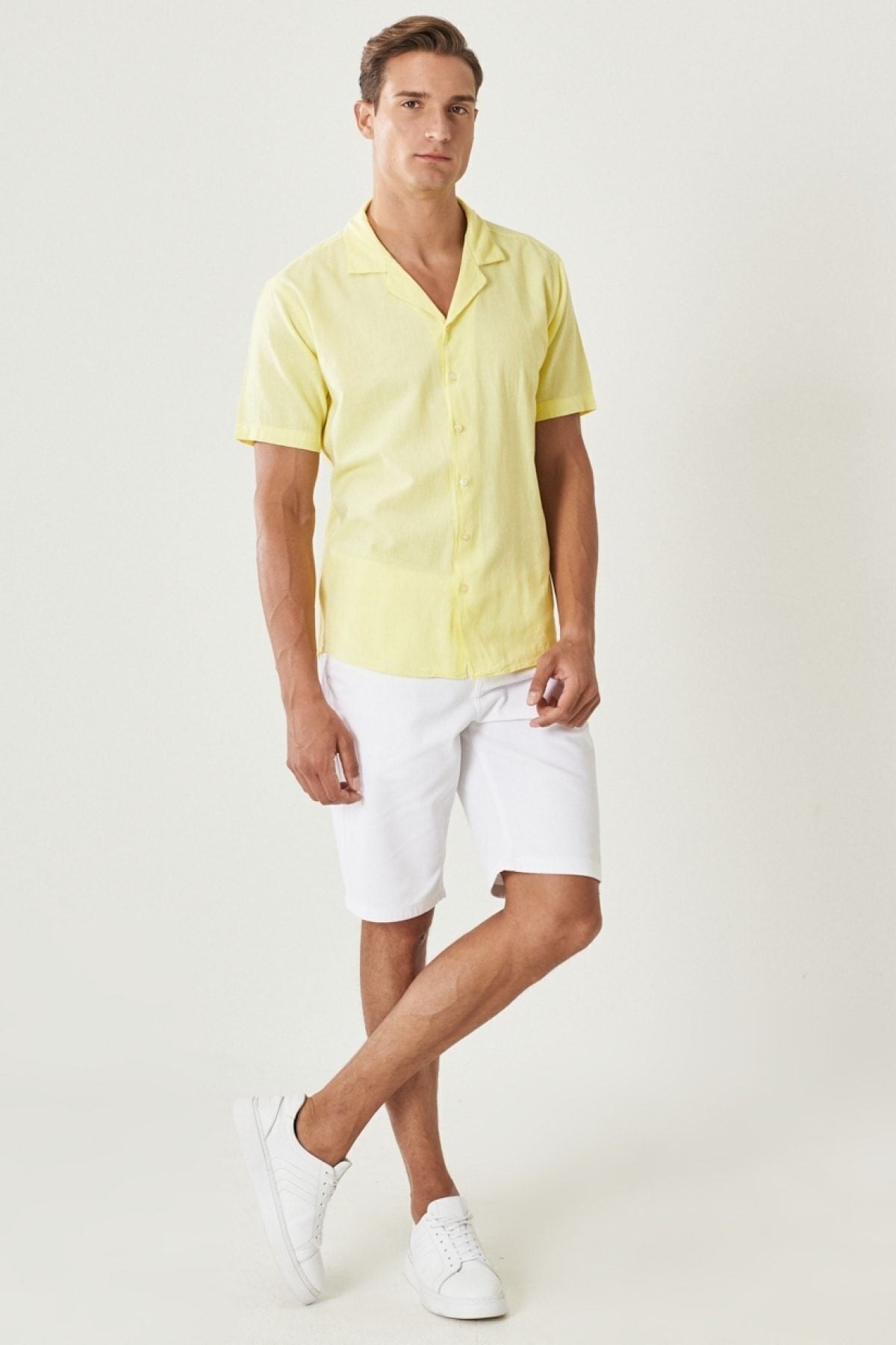 Men's yellow linen comfort fit comfortable cut mono collar short sleeve flat shirt