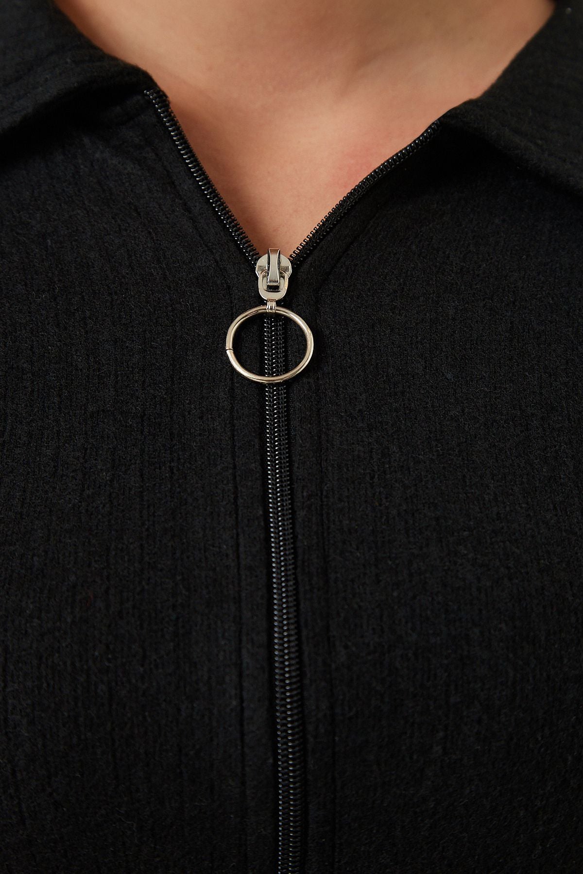 Black zipper