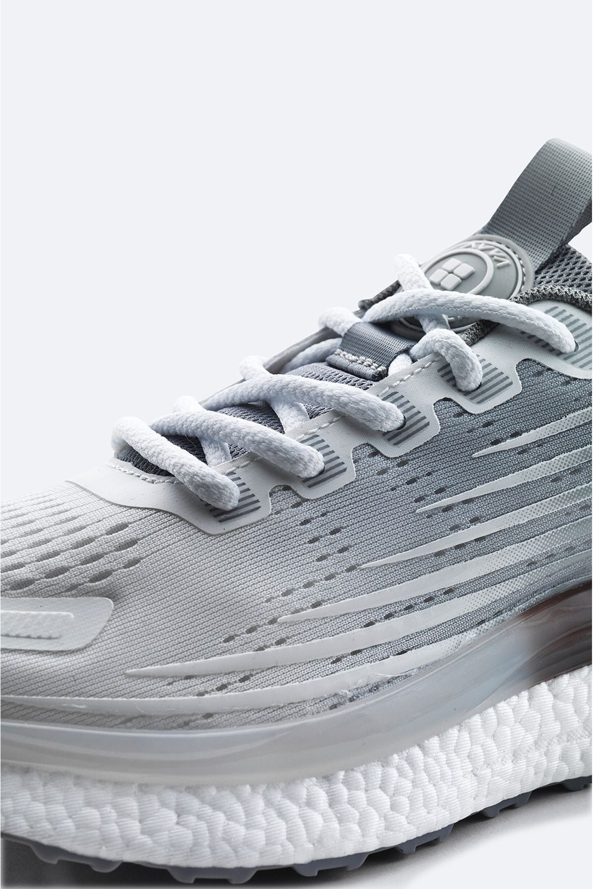 Men's gray flexible floor sneaker shoes A41y8025