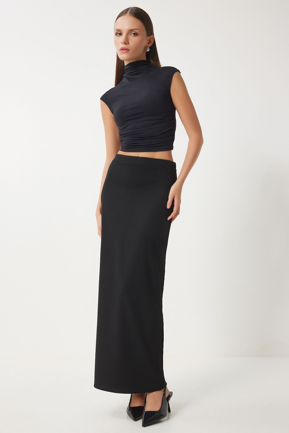Female black slit surrounding midi viscose knitted skirt ub00072