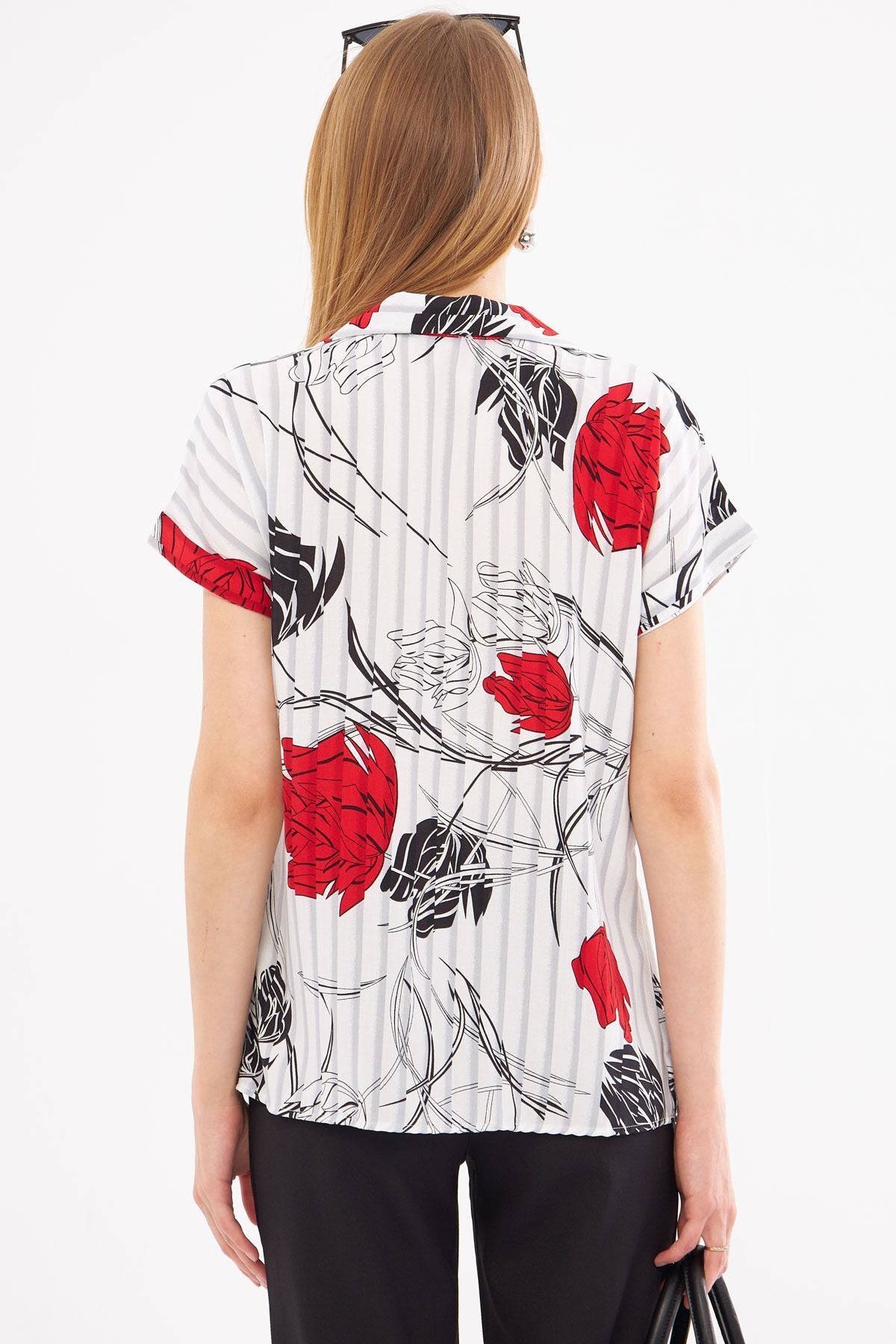 Woman Red Patterned Short Arm Shirt ARM-221052