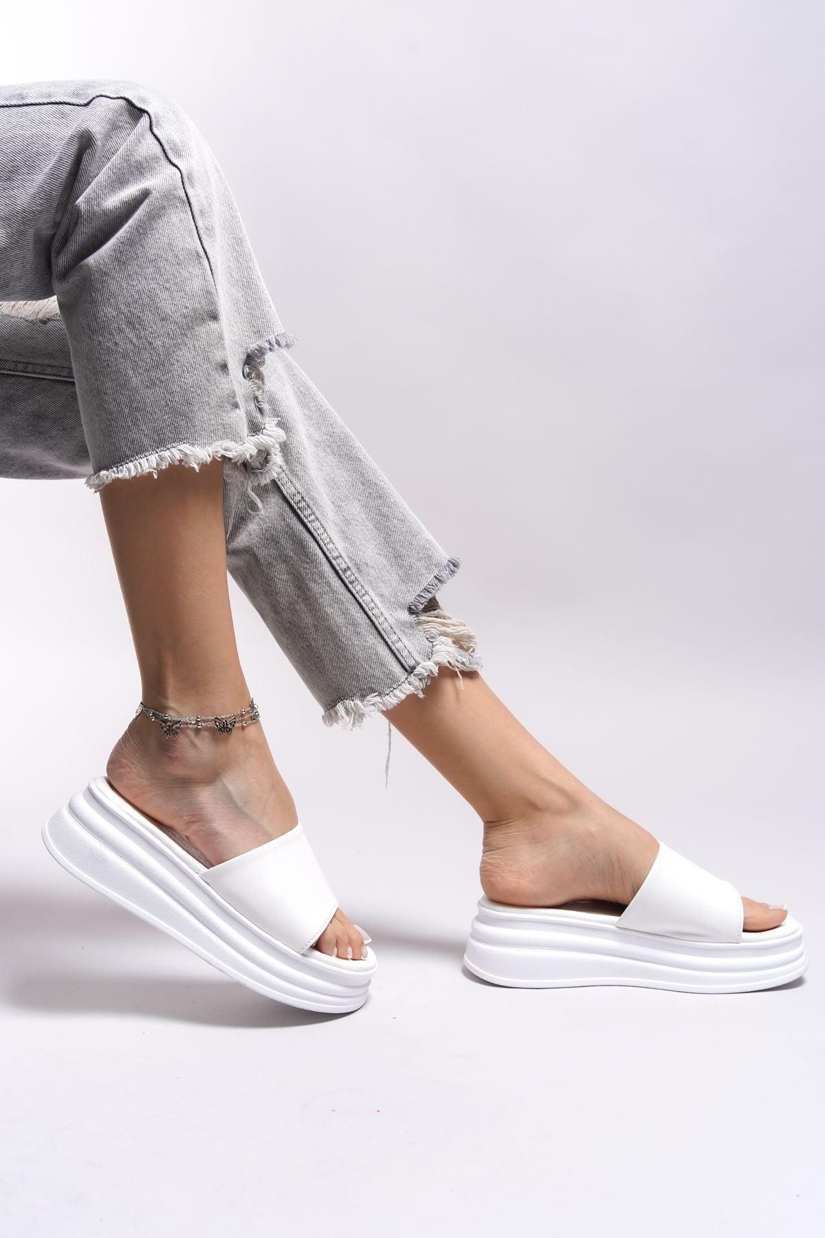 Loukeros Woman Slippers 0012315 White