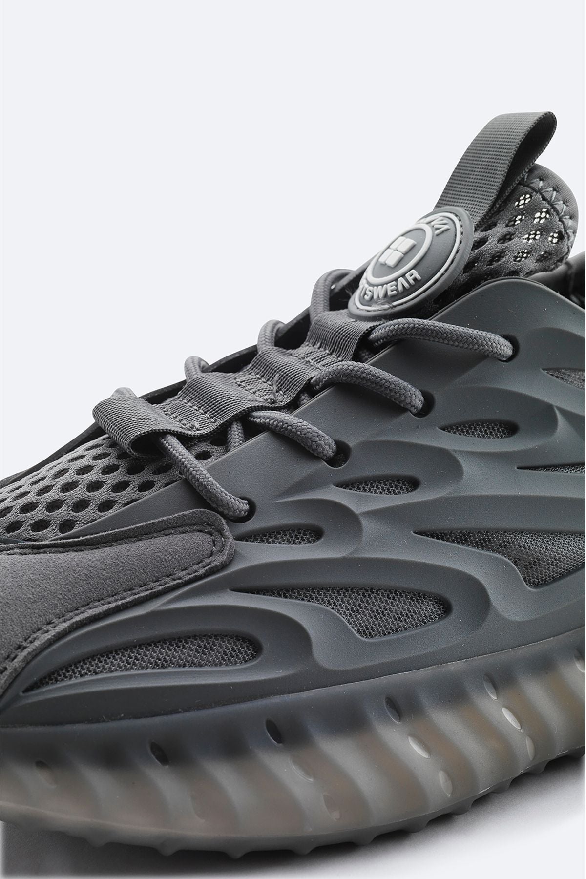Men's gray flexible floor sneaker shoes A41y8023