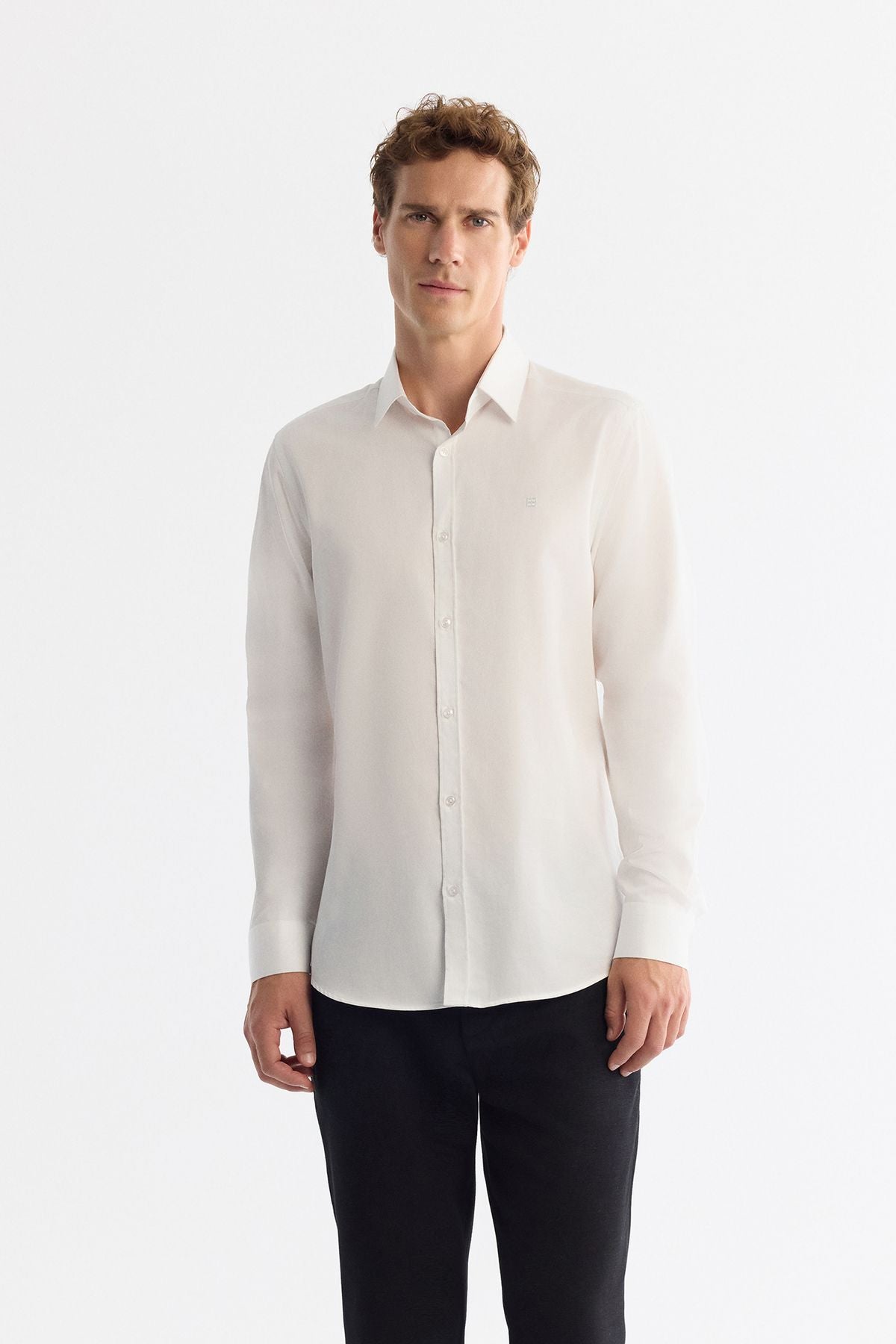 Men's white classic collar 100 %cotton satin shirt B002006