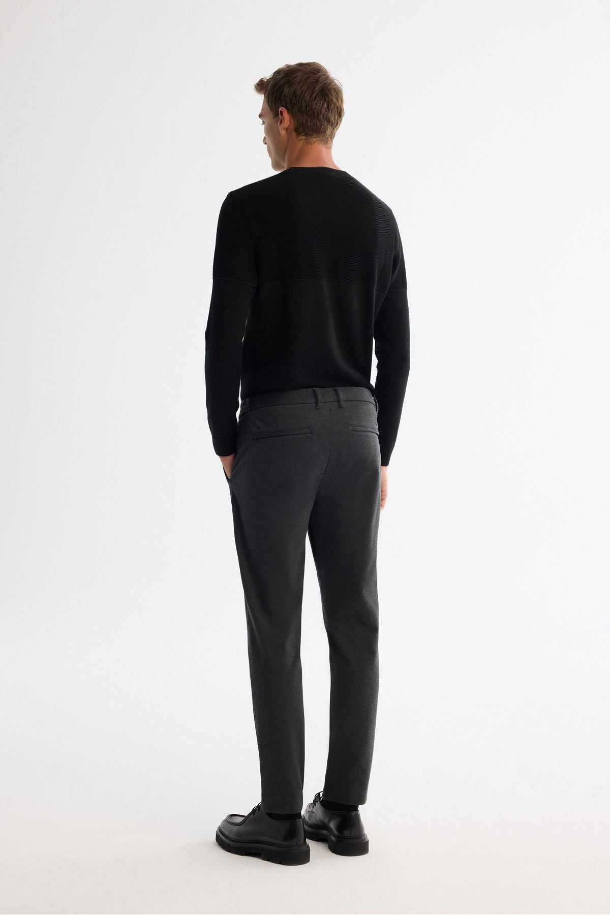 Men's anthracite as well as rubber knitted elastan pants A42y3053