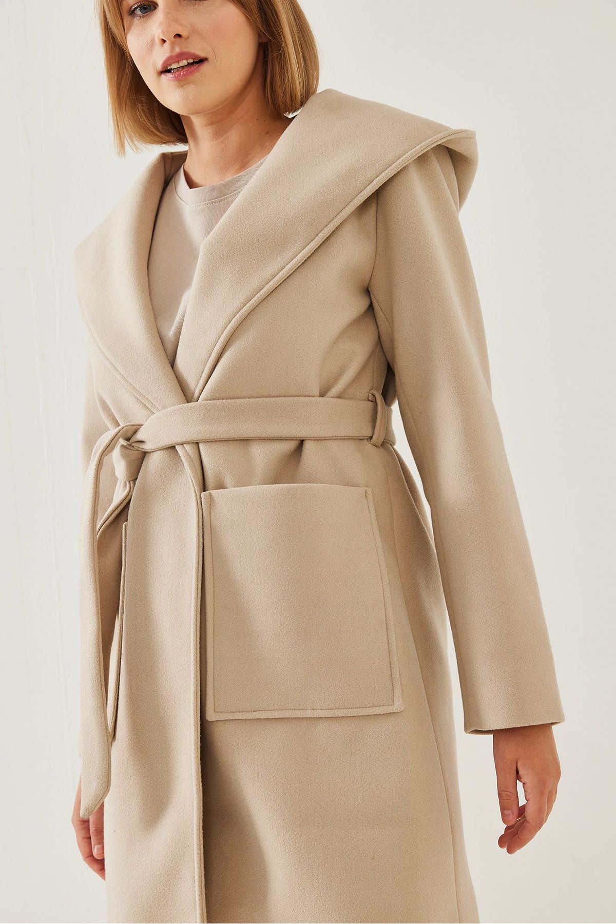 Female Hopping Stamp Coat 60251964