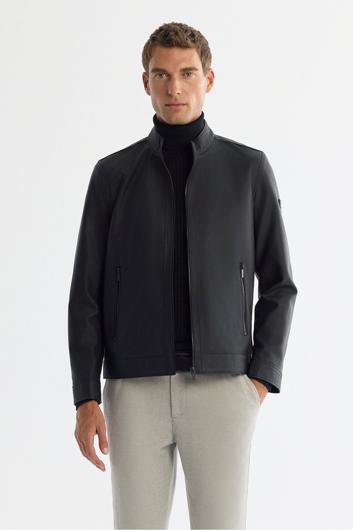 Men's black upright collar zipper leather -looking