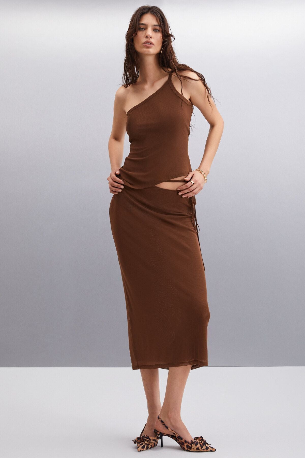 Woman 100 %Polyester Slim Brown Skirt