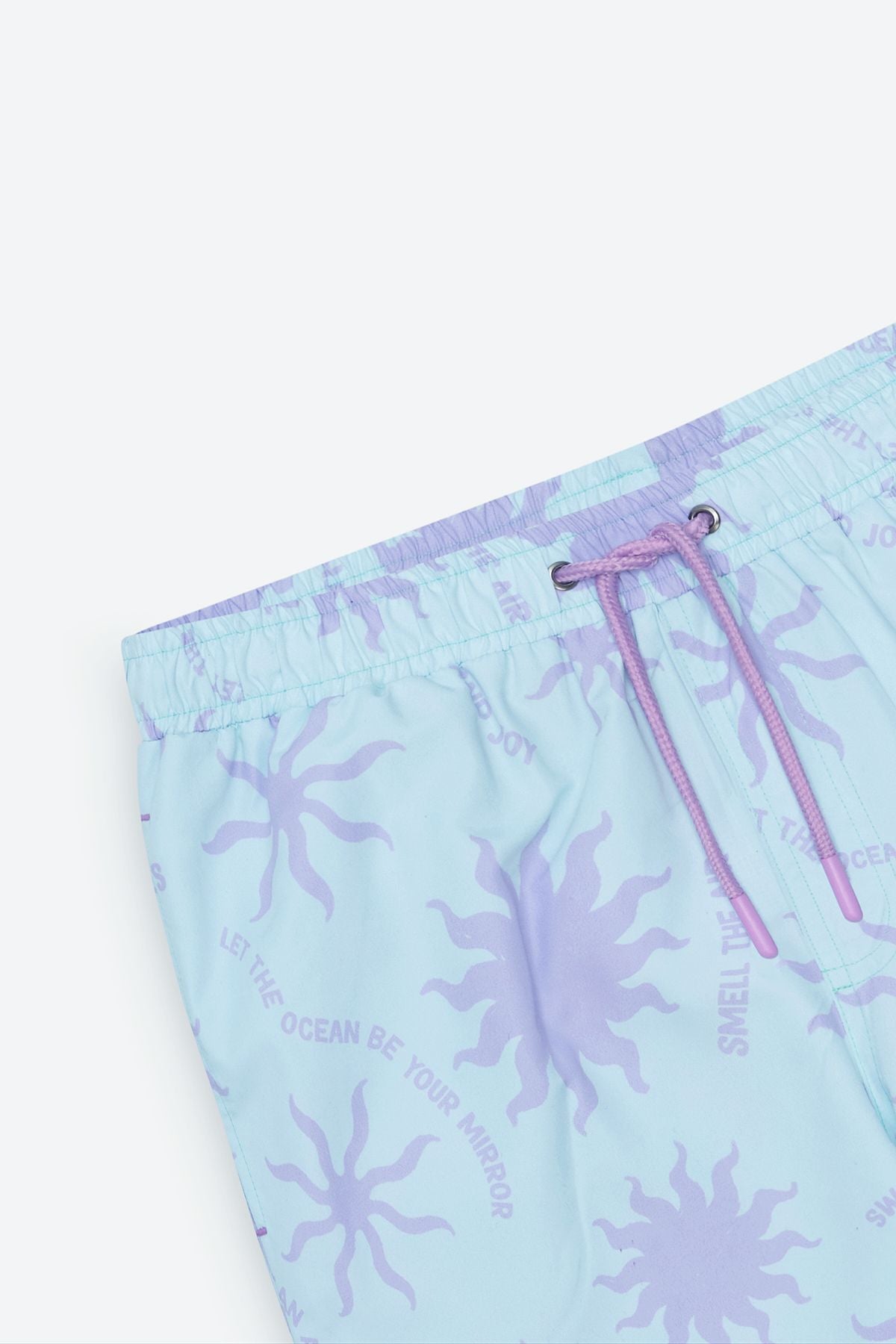 Normal cutting pocket quickly dry patterned swimsuit sea shorts purple