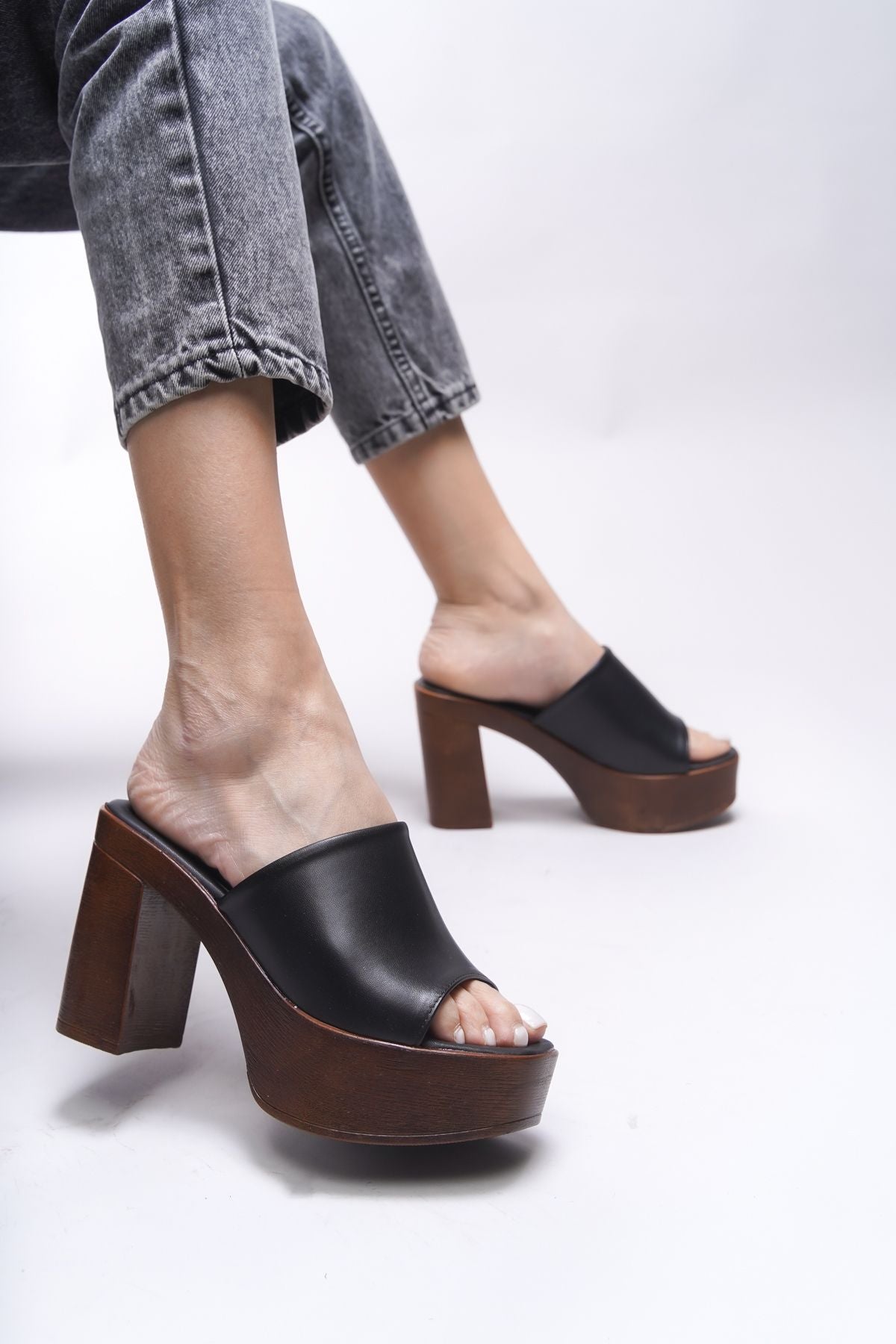 Jislantha Woman Heels Slippers 0012763 Black