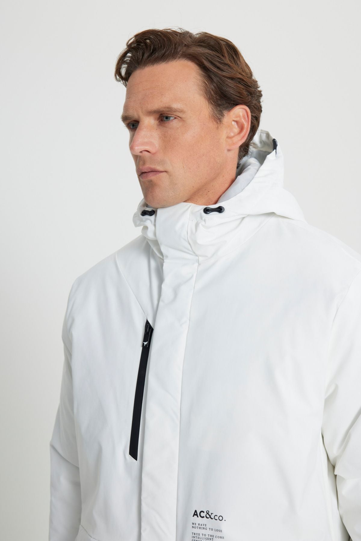 Men's white hood upright collar standard fit hot winding windproof coat coat