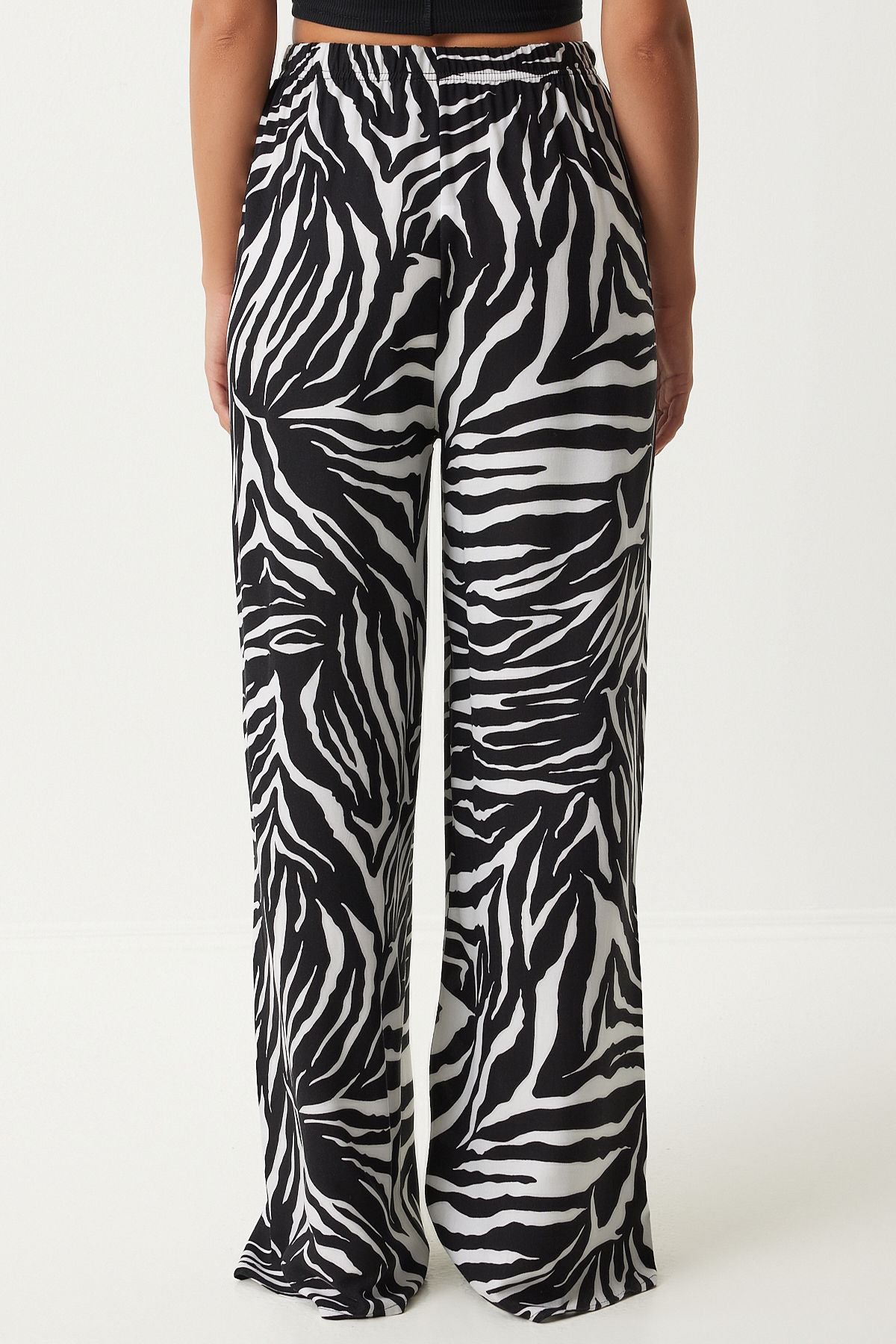 Female ecru black patterned draped viscose palazzo pants EN00606