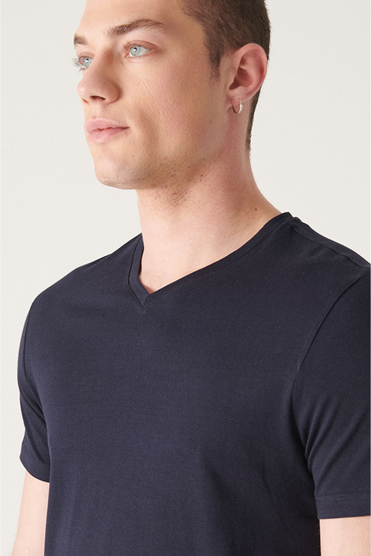 Men's Navy 100 %Cotton V-Yaka T-Shirt E001001