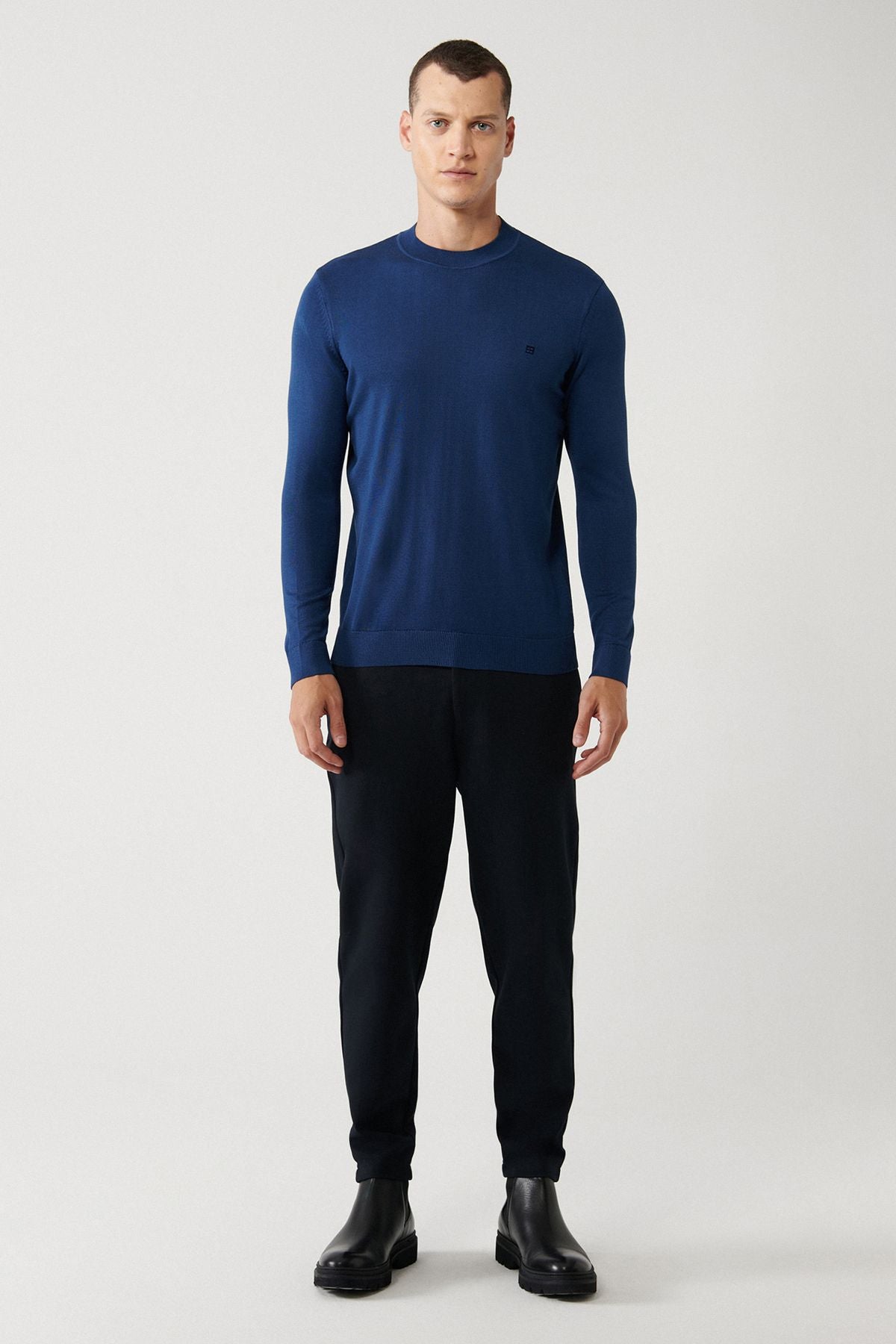 Men's light navy blue bike collar viscose knitwear sweater B005021