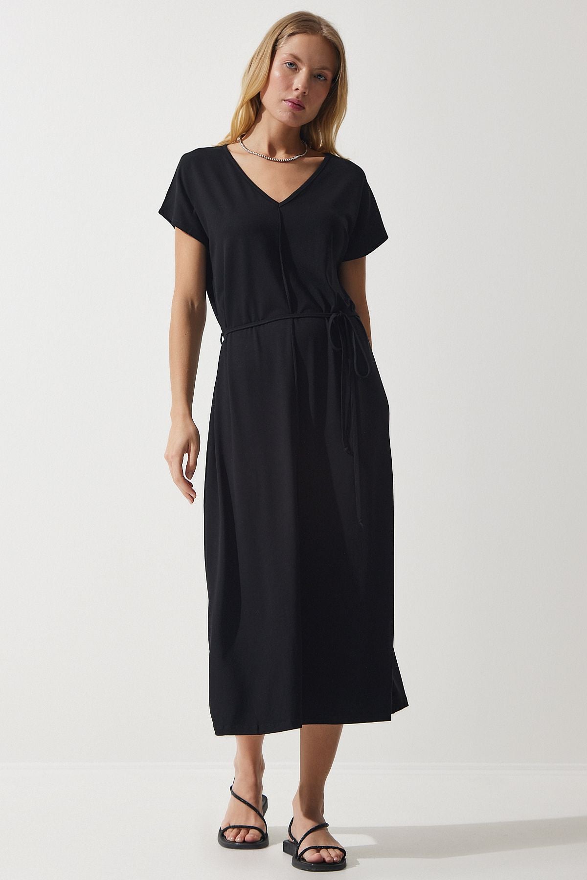 Female black belt V -neck viscose dress ub00240