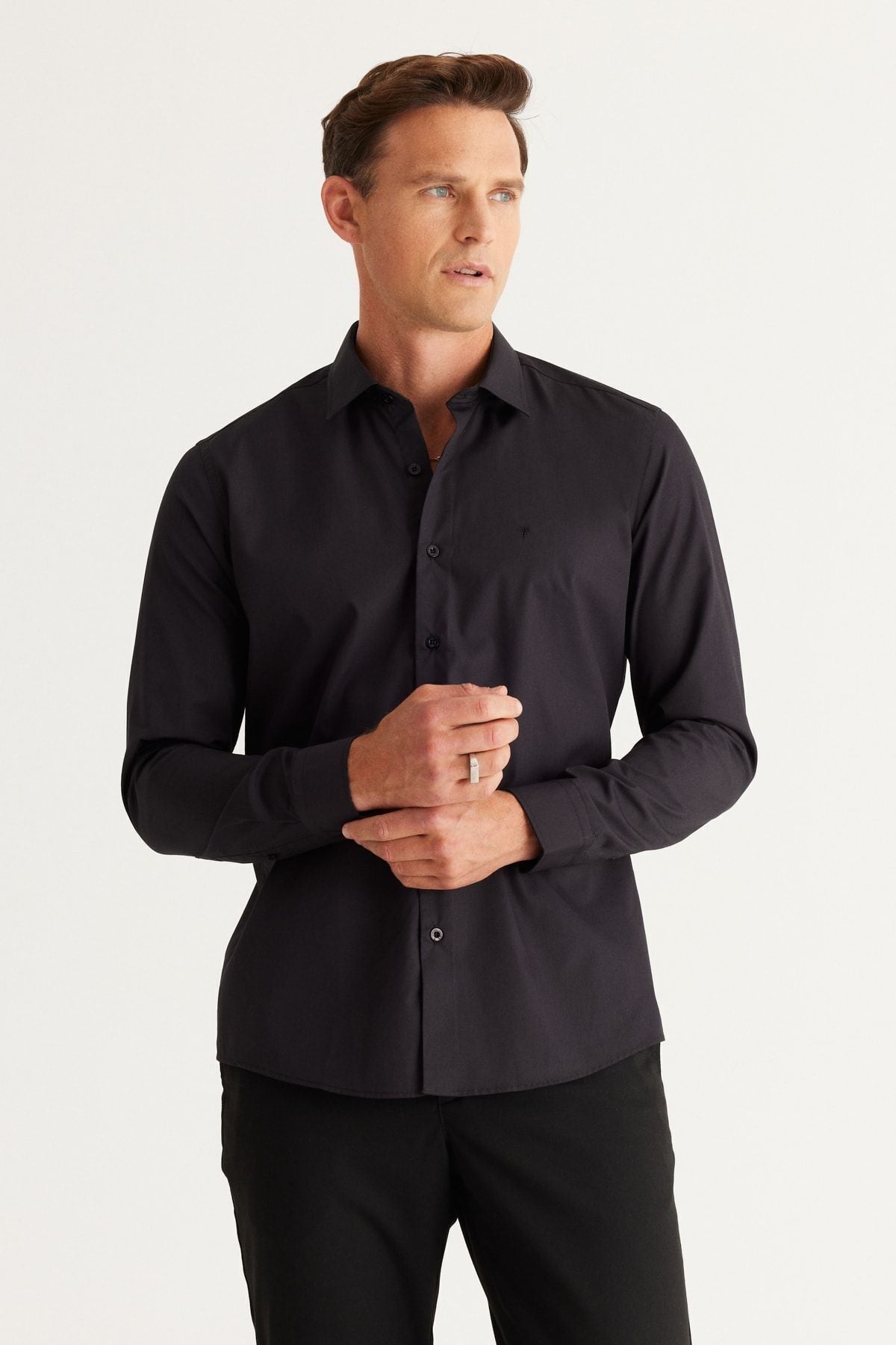 Men's black ironing easy slim fit narrow cut classic collar cotton shirt