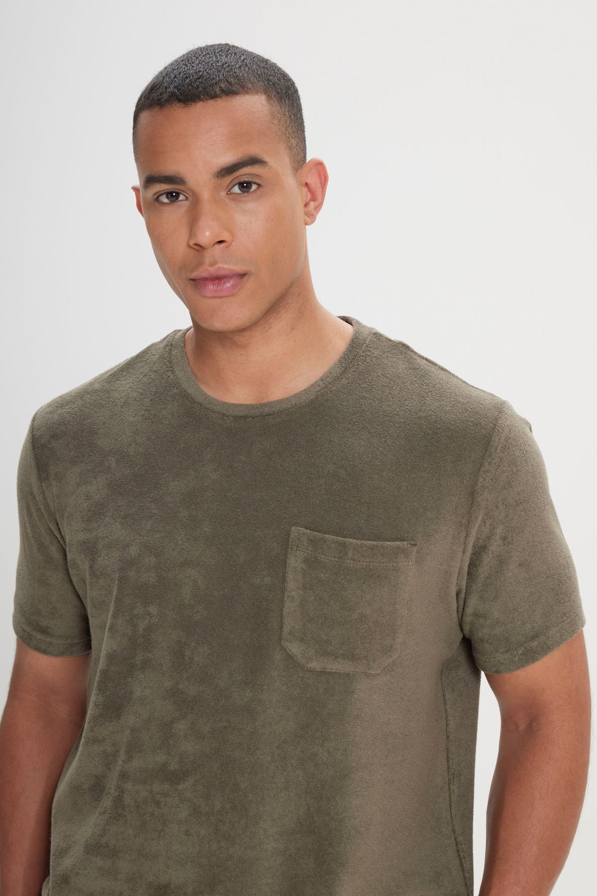 Men's Khaki Slim Fit Narrow Cut Cotton Towel Fabric Cycling Collar T -shirt