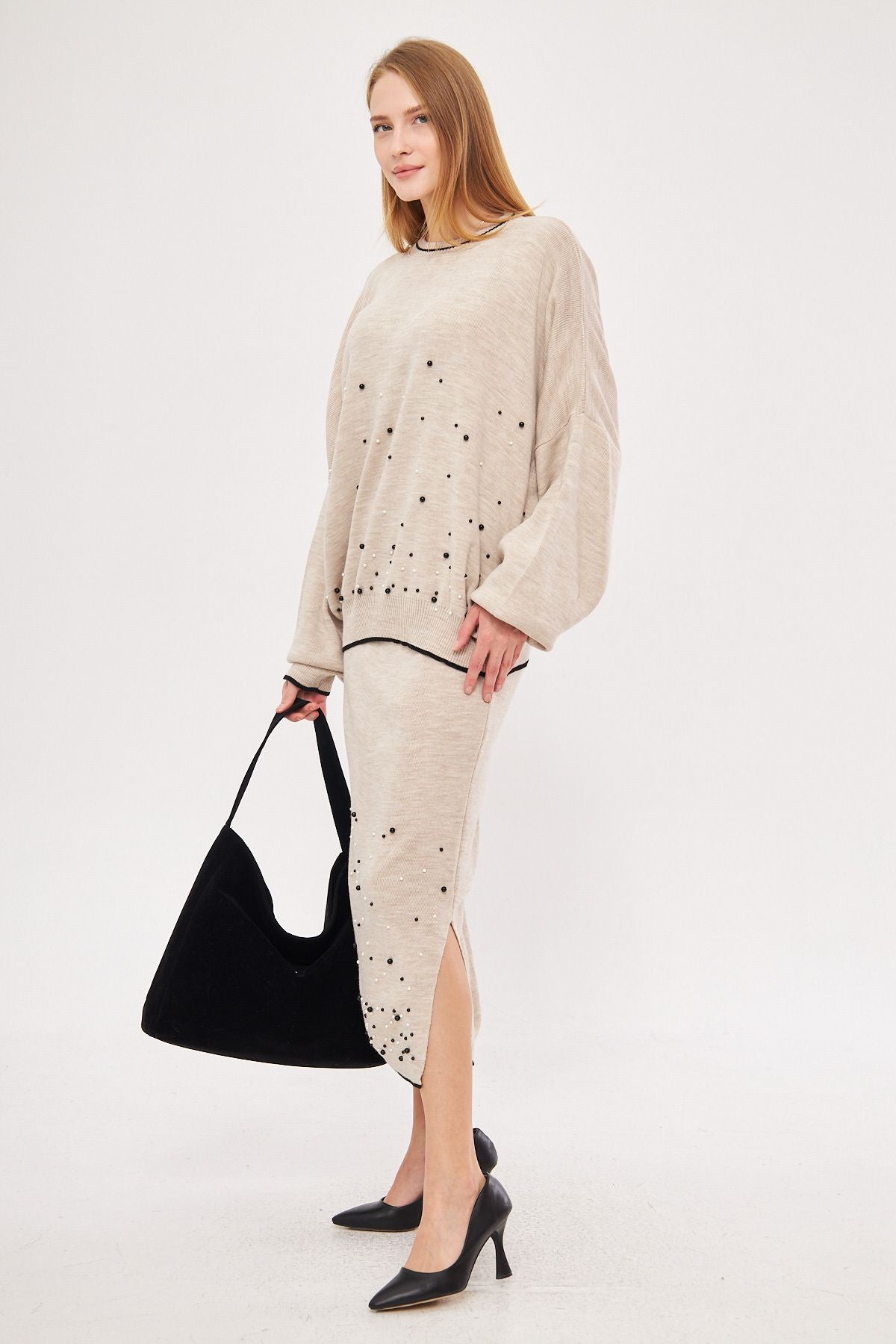 Female beige zero collar beads detailed knitwear binary set ARM-25K012003