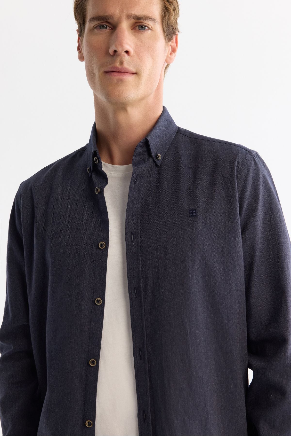Men's dark navy blue button collar 100 %cotton shirt B002033
