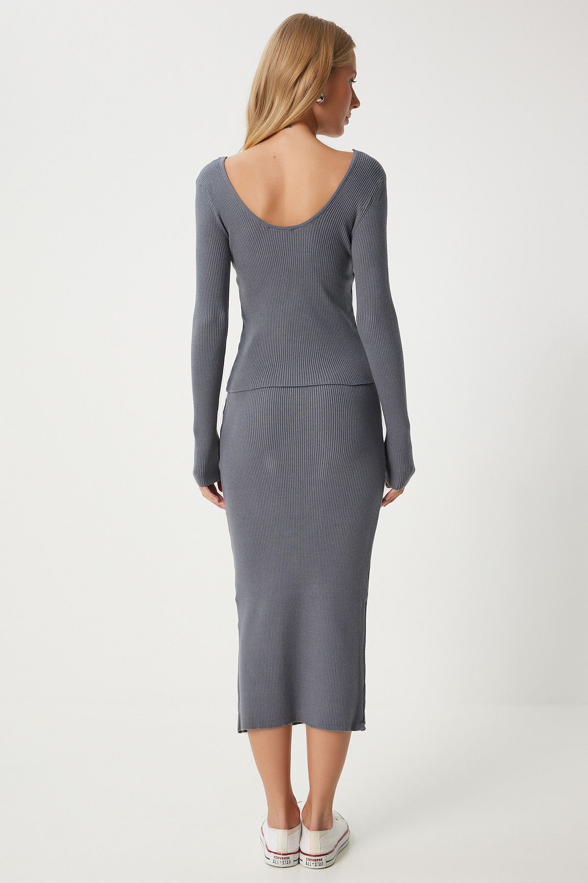 Female Gray Wick Blouse Triko Skirt Set FN03362