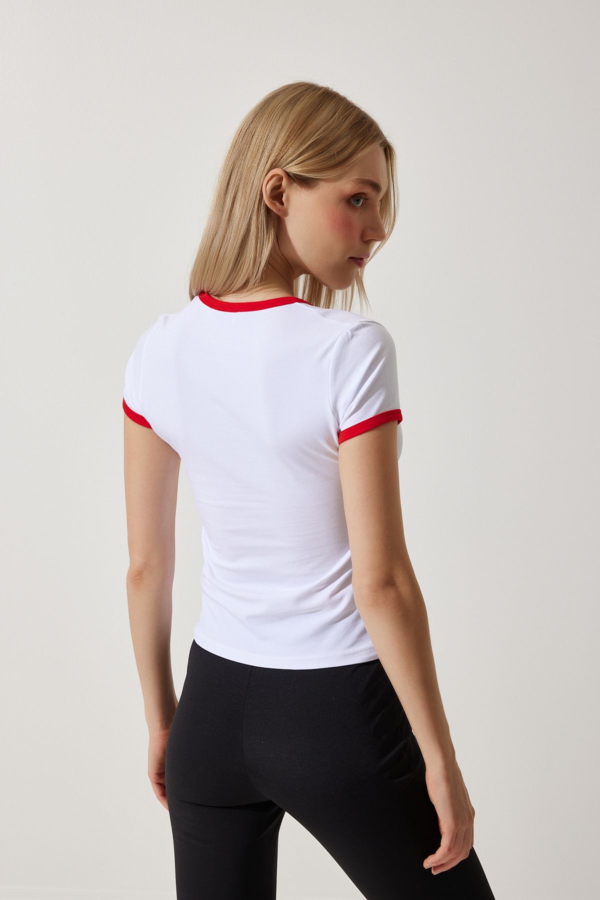 Woman White Slogan Cotton Fit Knitting T-Shirt UB00275