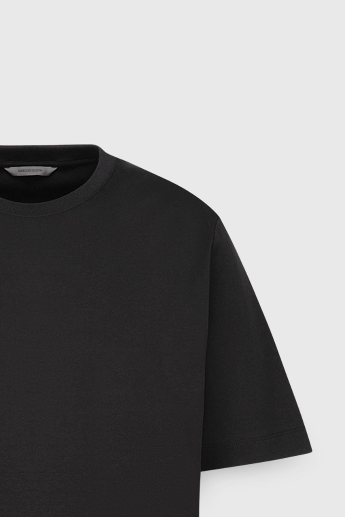 Men's black 100 %cotton modern fit normal cut normal cut bike collar t -shirt