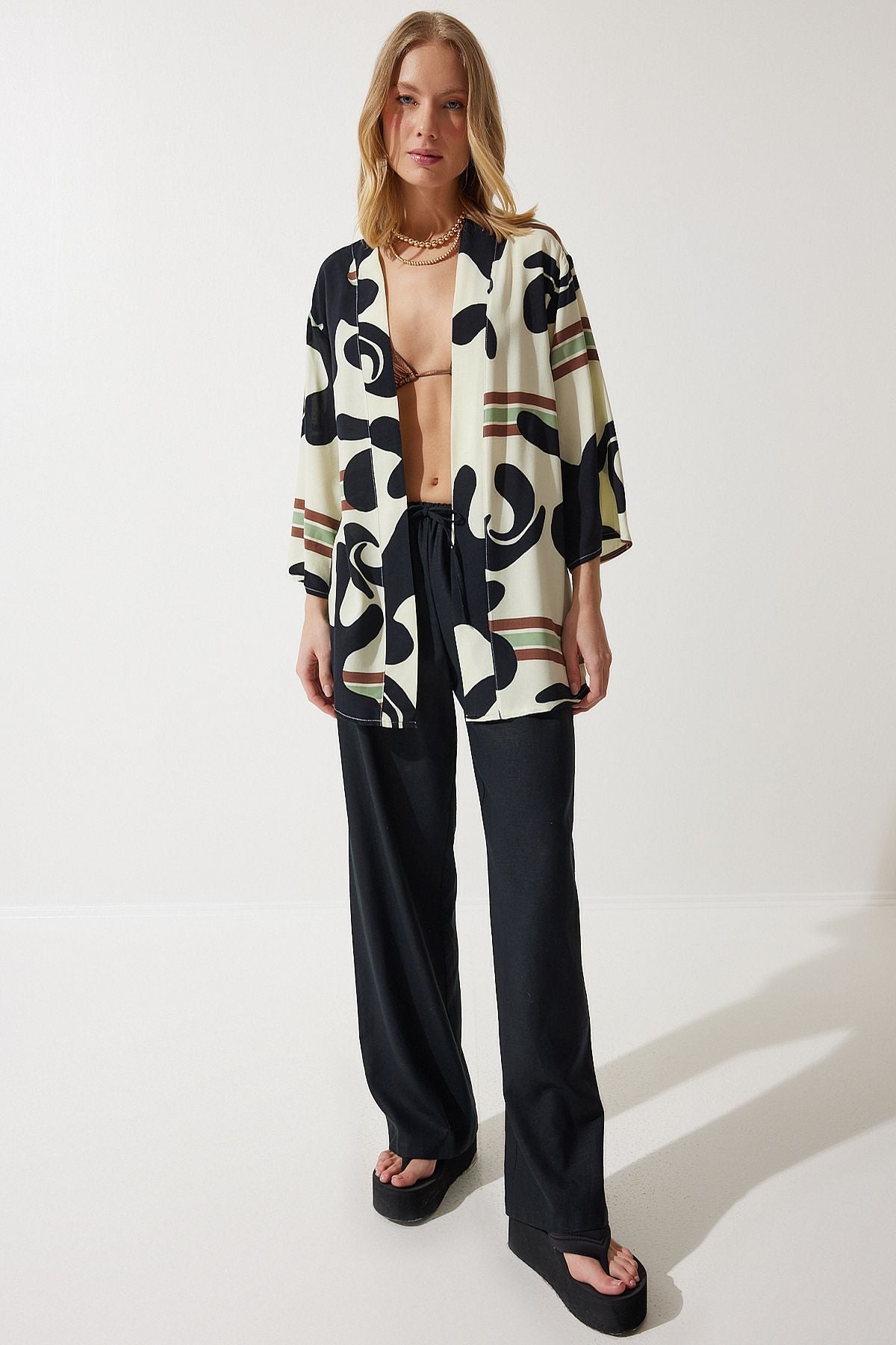 Female Black Bone Patterned Viscose Kimono EN00615