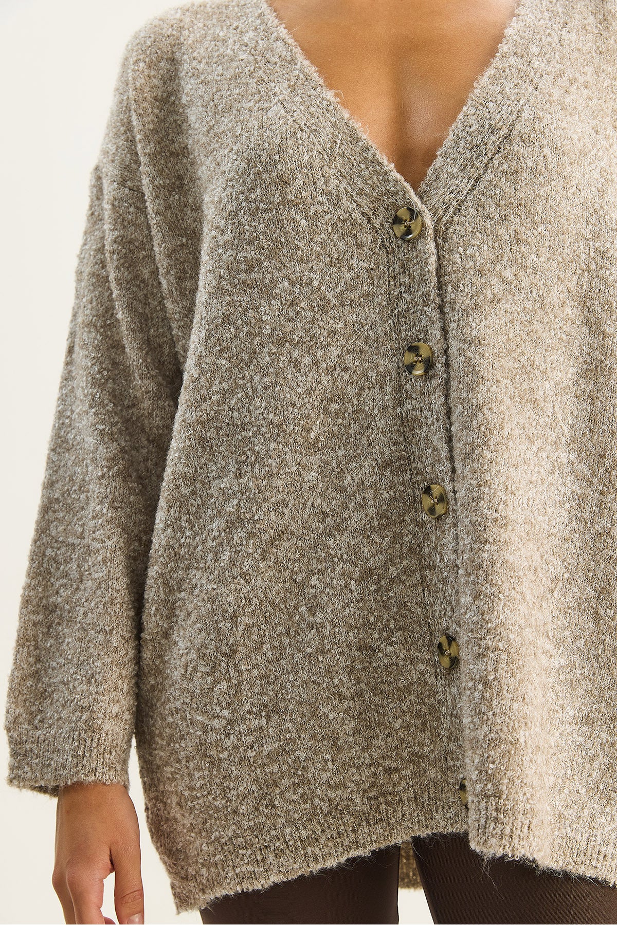 Women's V-Neck Oversize Boucle Carmen Knitwear Cardigan 2433 60283679