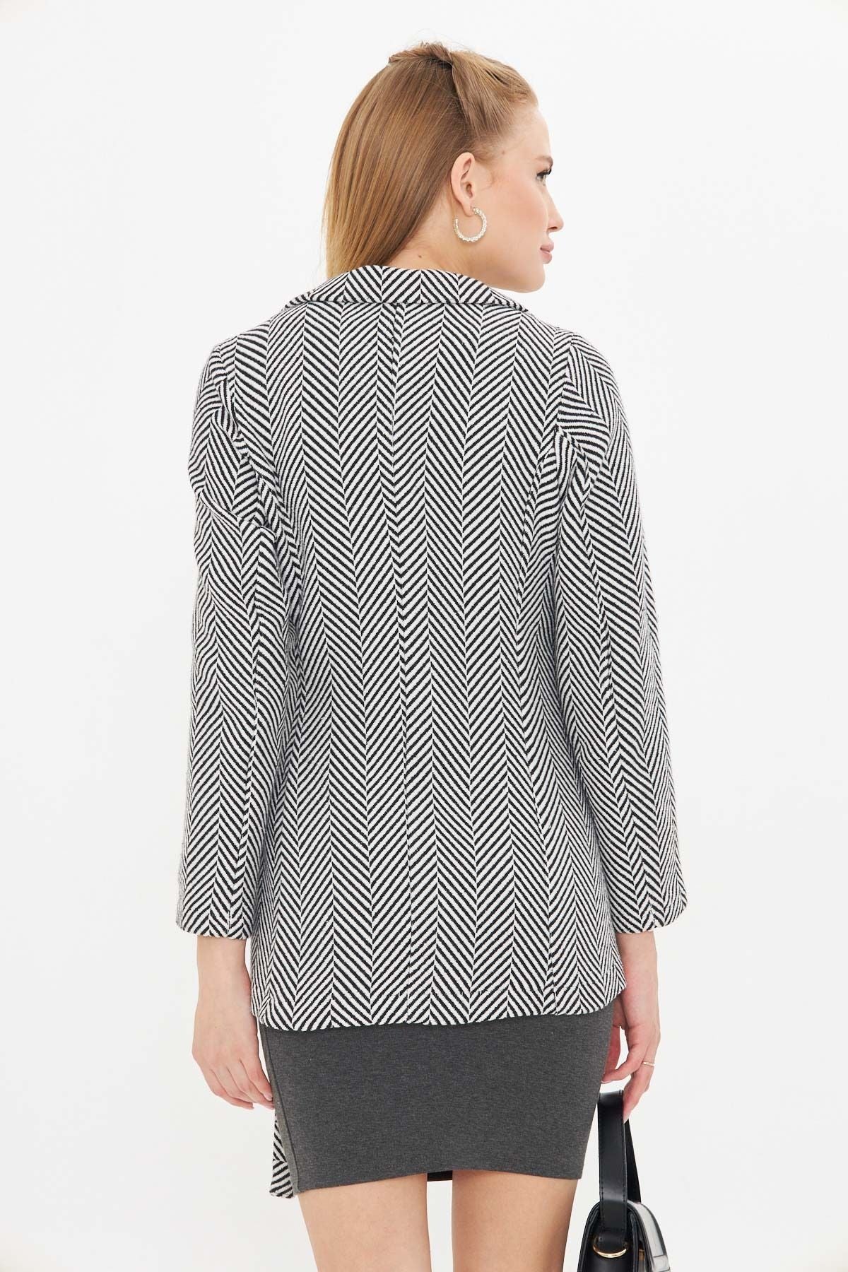 WOMEN WHITE SIDE FISH RIGHT PATTERN STAFET JACKET ARM-25K001074
