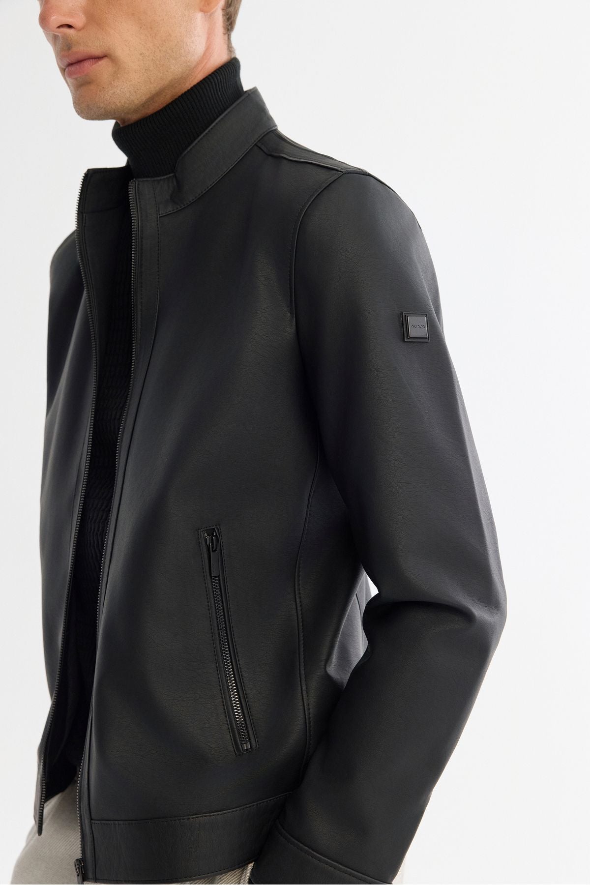 Men's black upright collar zipper leather -looking