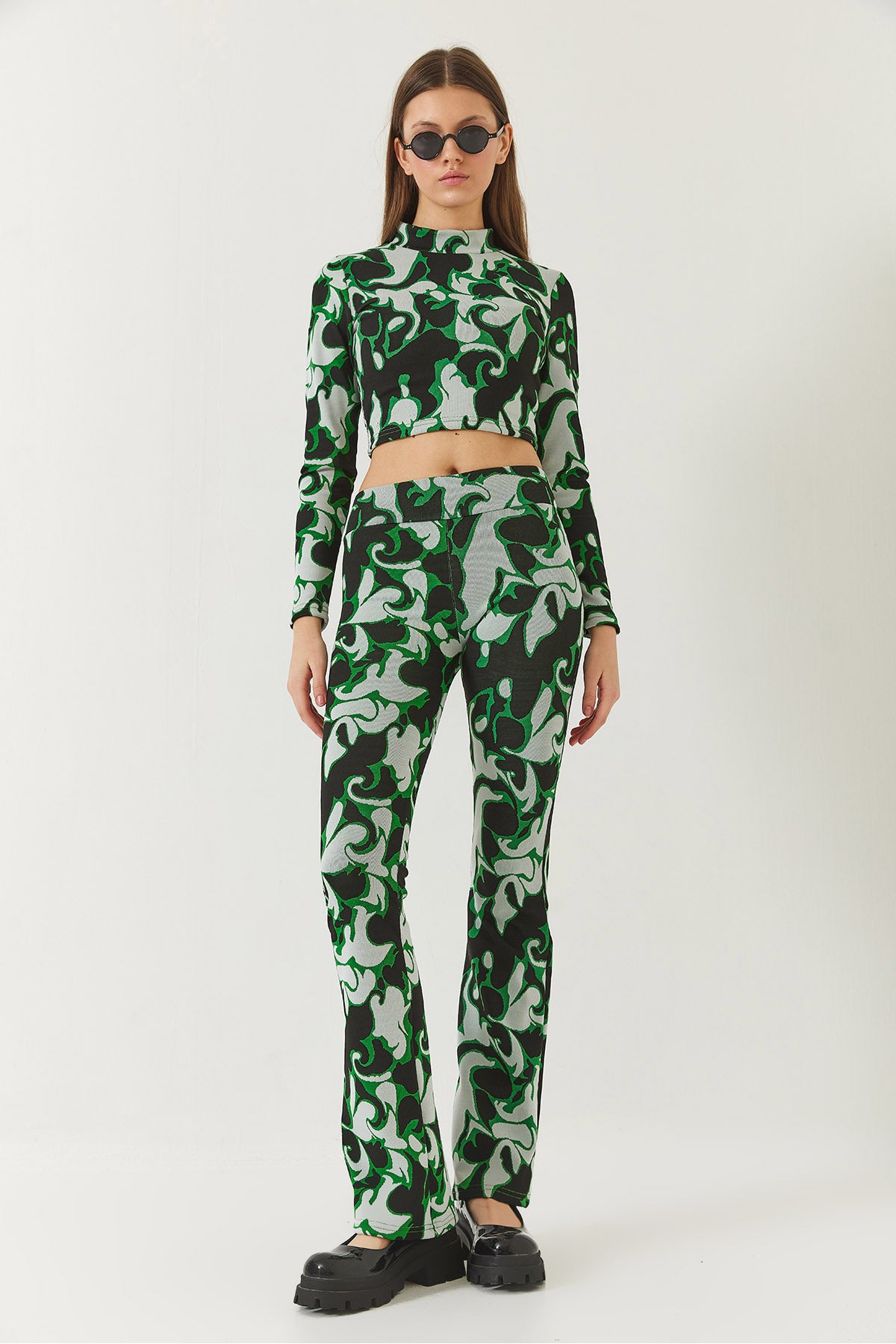 Women's Half Turtleneck Long Sleeve Crop Top and Bottom Set with Elastic Waist Trousers 60261375