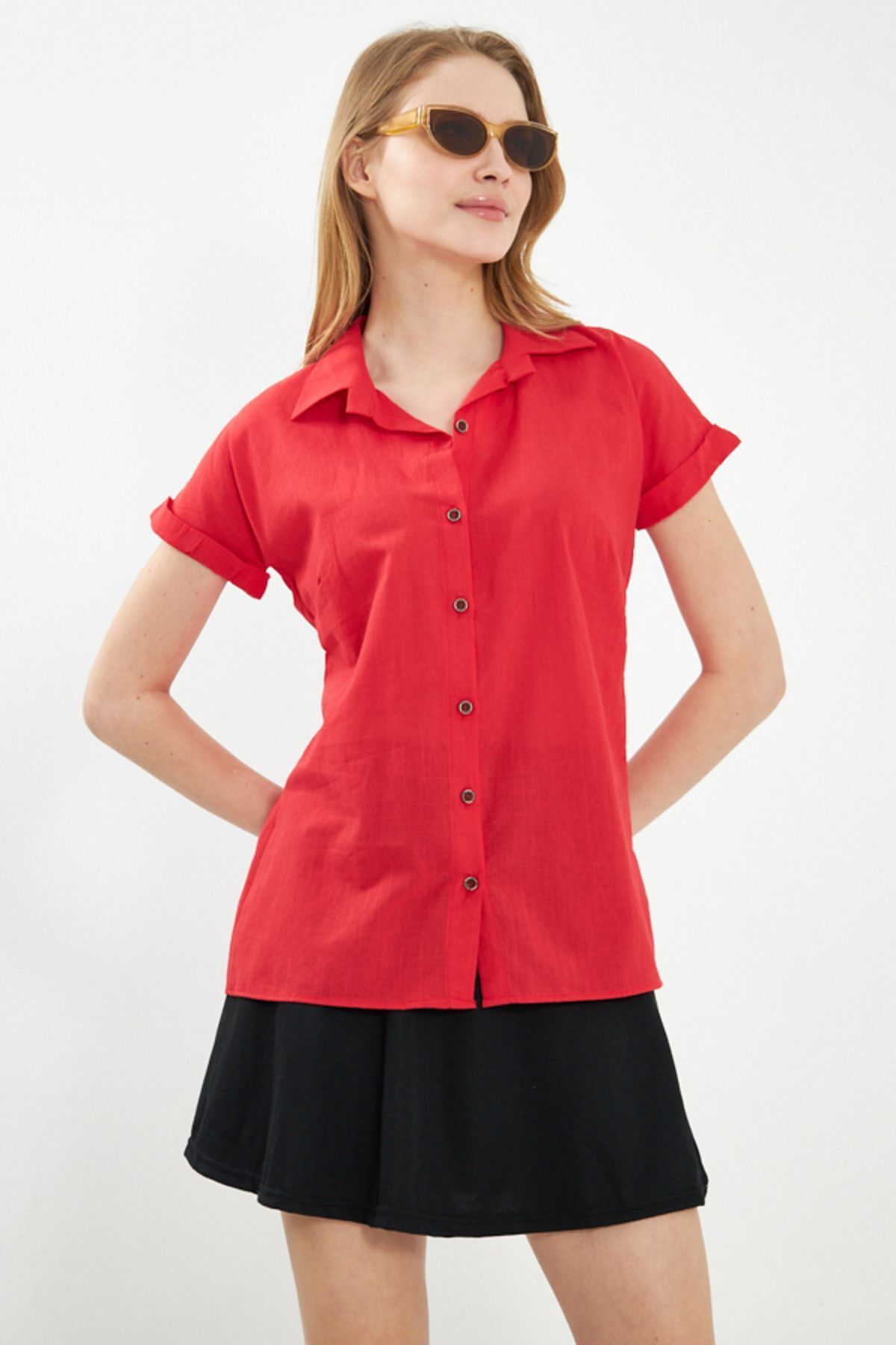 Woman Red Short Sleeve Linen Shirt ARM-24Y001038