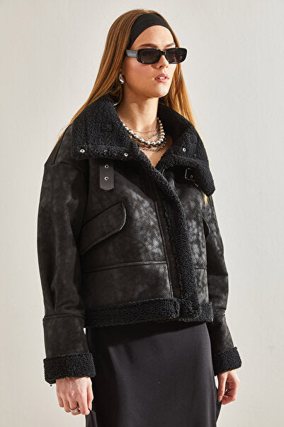 Women's Collar Buckle Laminated Short Coat 2300 60101003