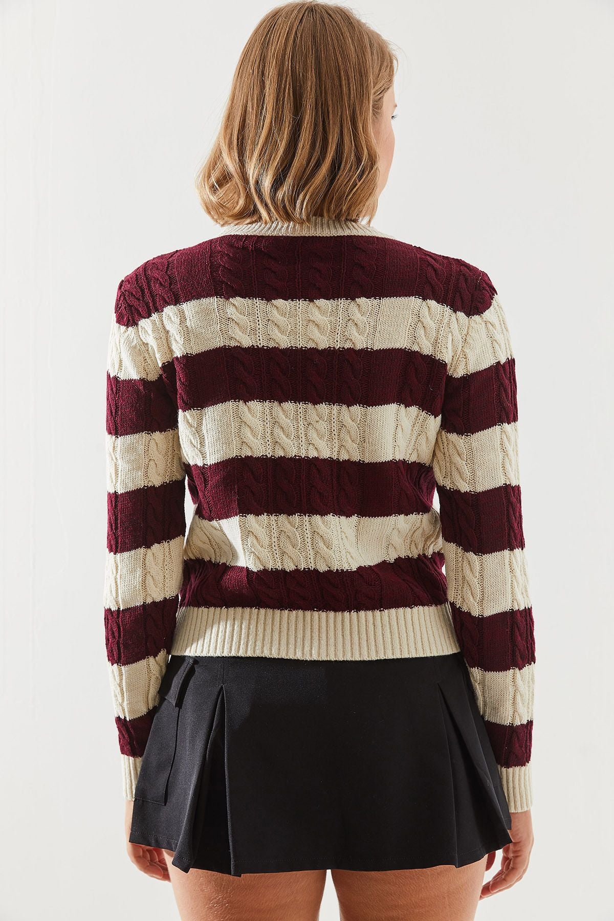 Female striped bike collar sweater 20247503