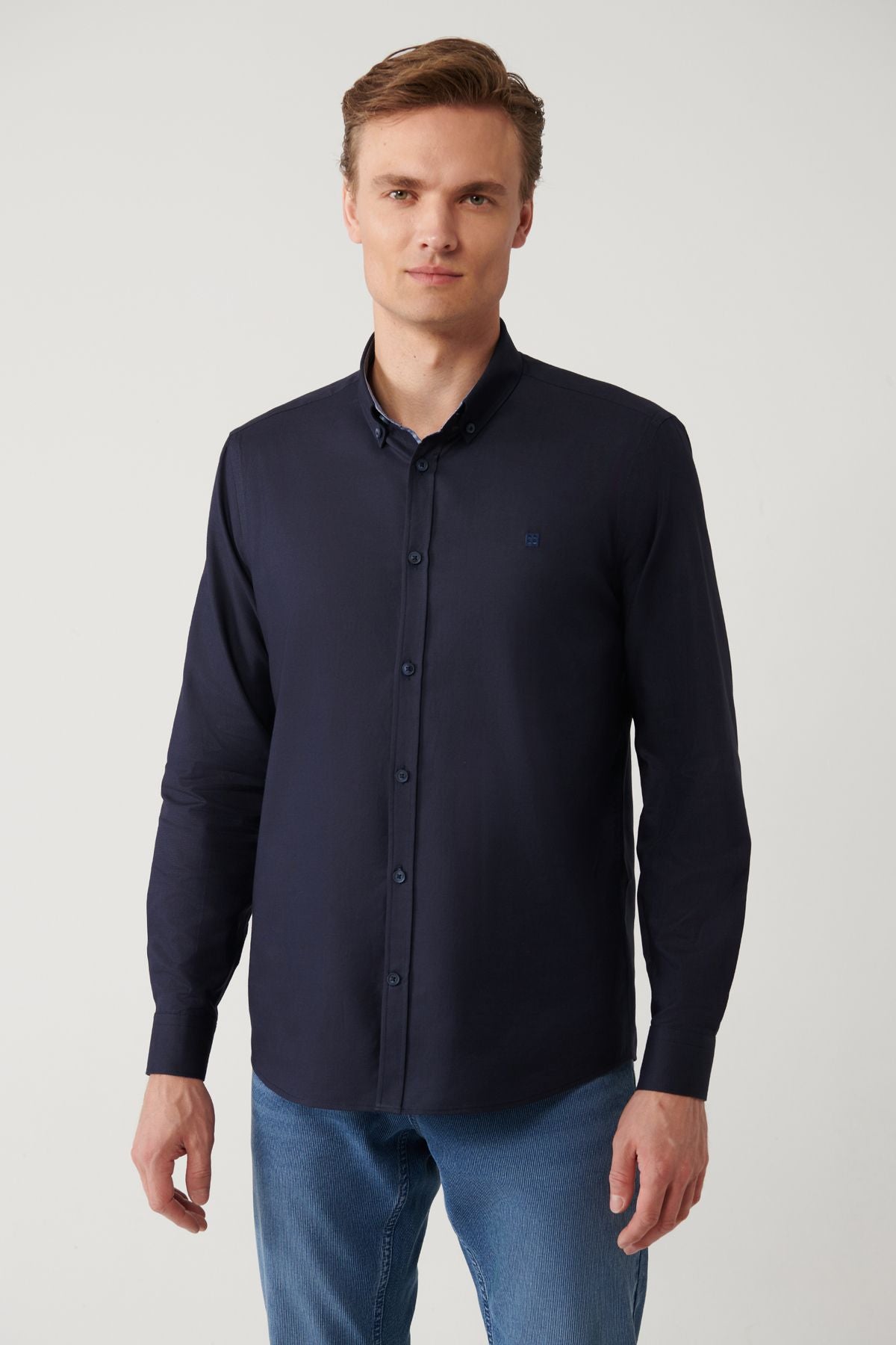 Men's Navy Blue button collar 100 %cotton oxford shirt B002034