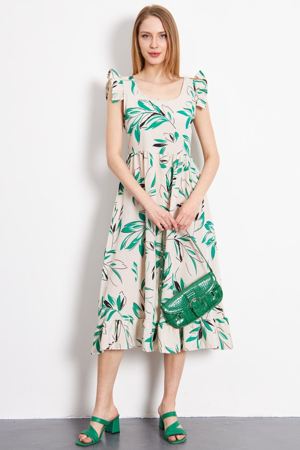 WOMEN LIGHT GREEN ARM RISK LONG LONG LONG DRESS ARM-23Y001114