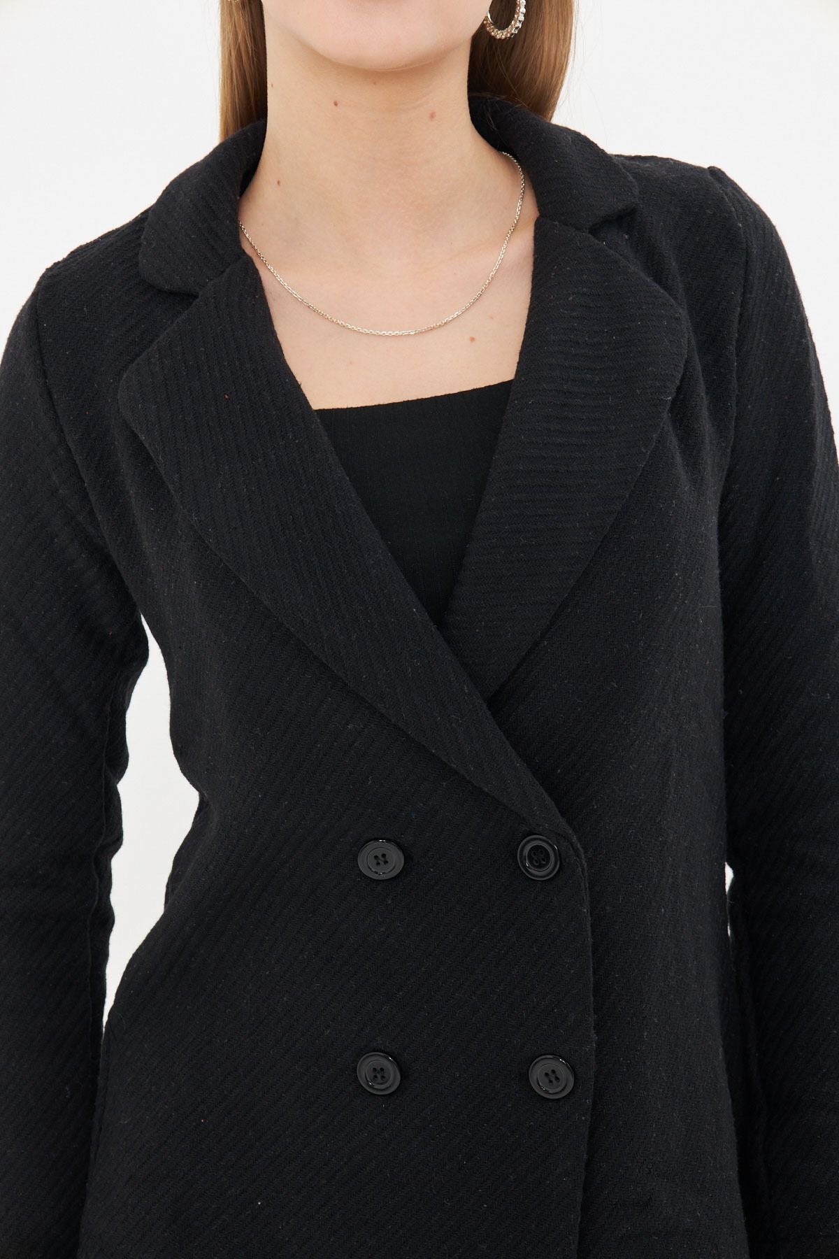 Four buttoned stamp jacket with female black line pattern ARM-24K001037
