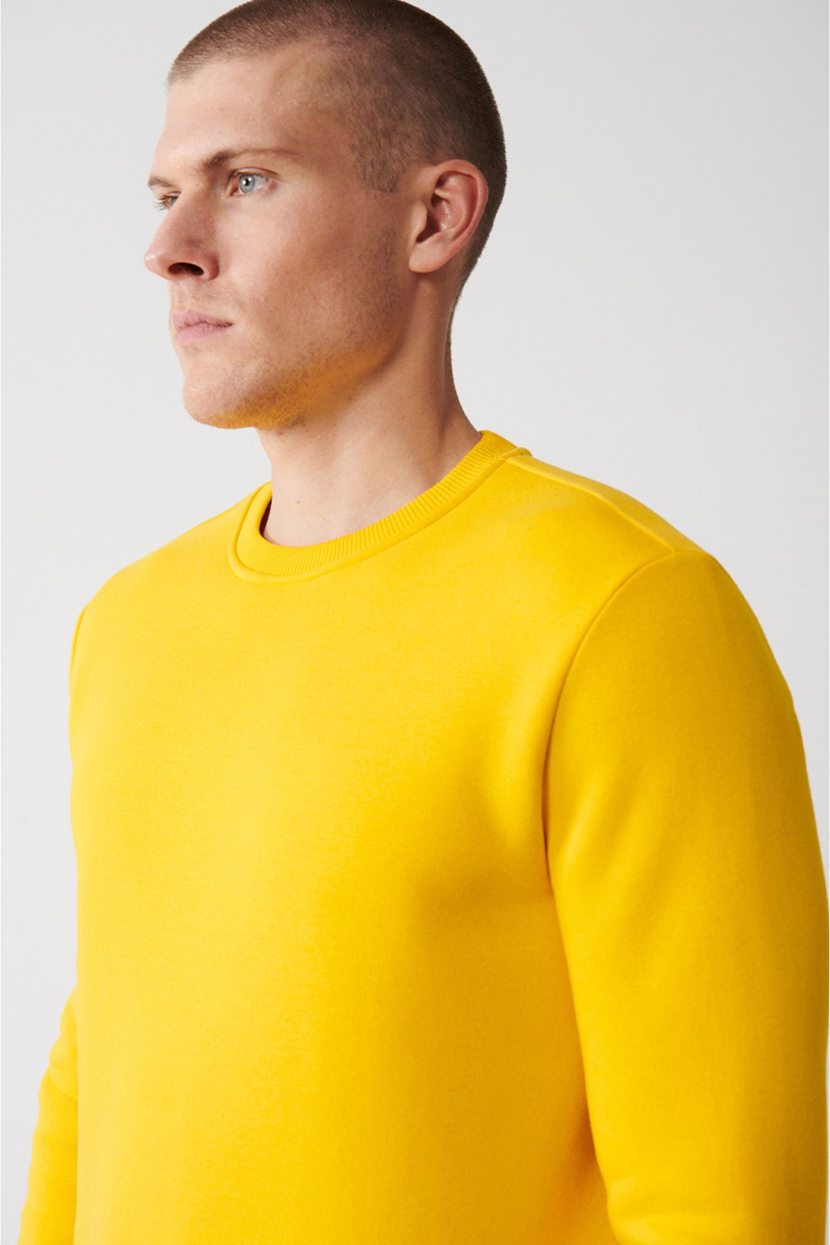 Men's Yellow Unisex Sweatshirt Bicycle Collar Neck Polar 3 IP Cotton Regular Fit E001017