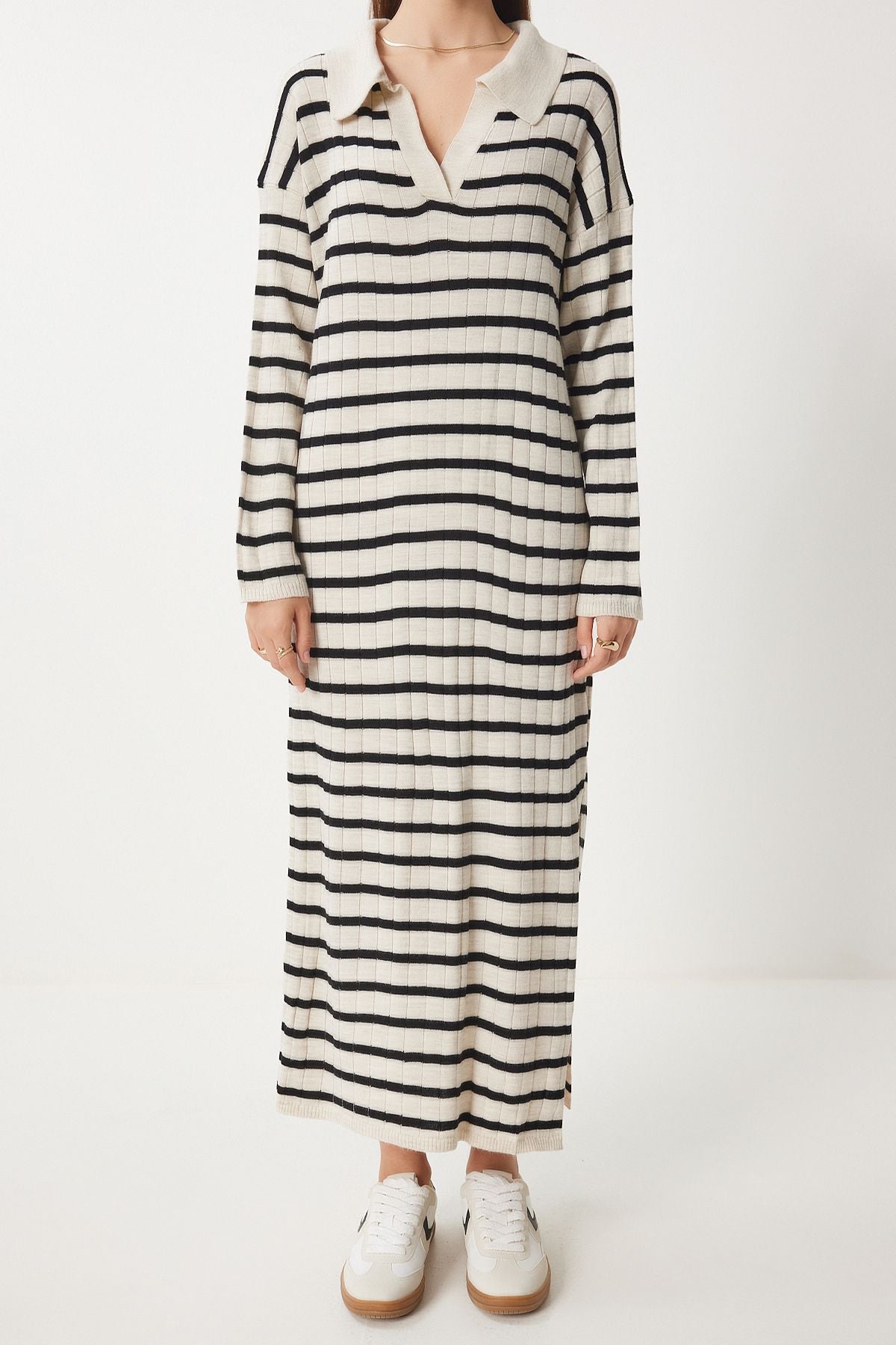 Woman Beige Black Polo Yaka striped slit knitwear dress jg00002