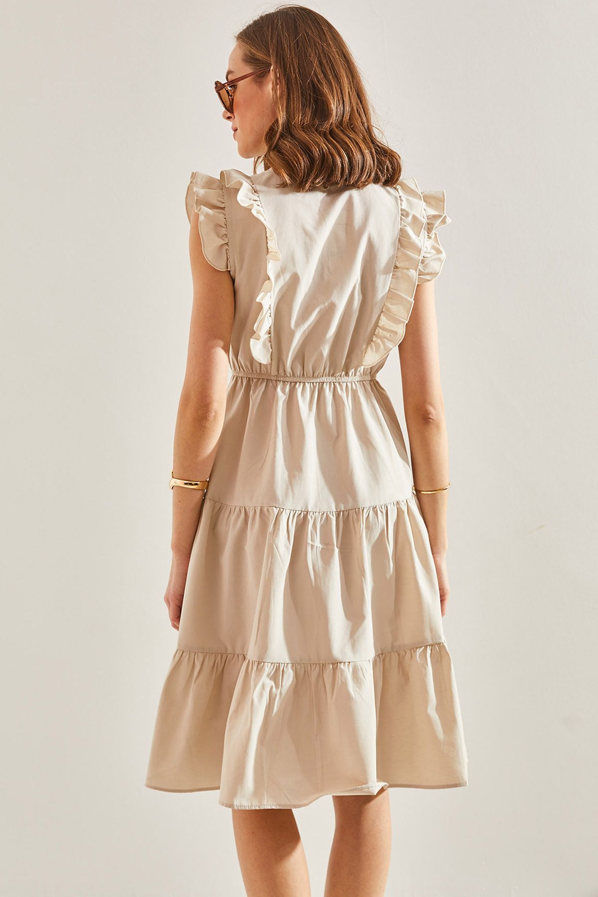 Woman frilled waist waist buttoned buttoned dress